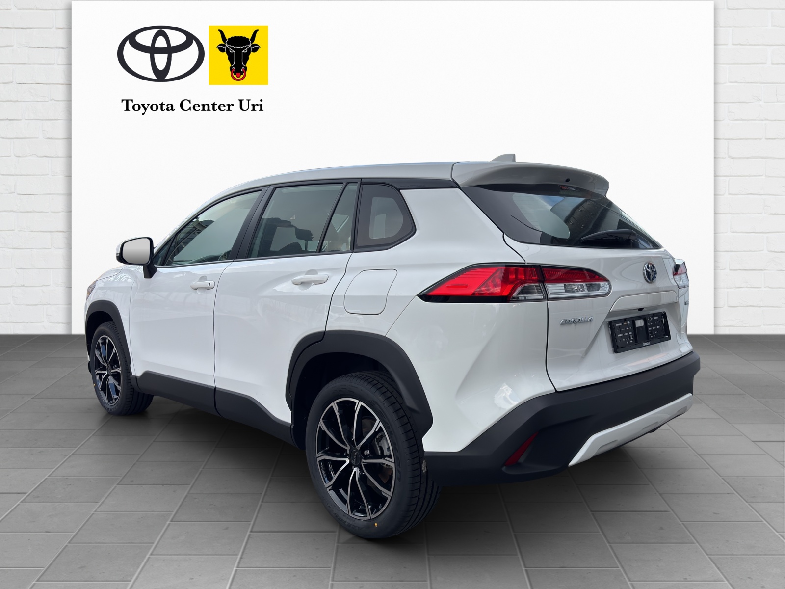 TOYOTA Corolla Cross 2.0 4WD Comfort e-CVT-showroom-element-2