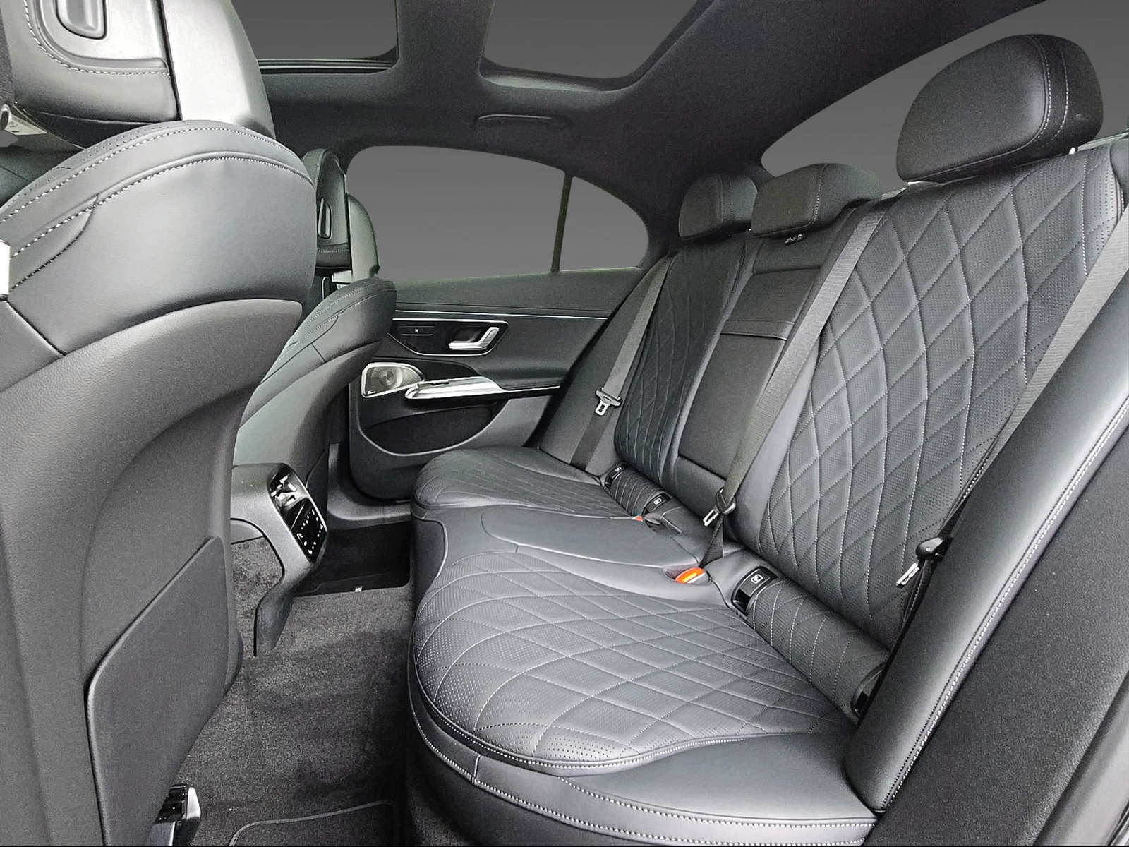 MERCEDES-BENZ E 450 d 4Matic 9G-Tronic-image-10