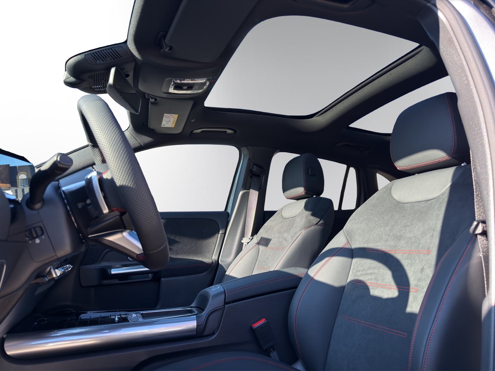 Image MERCEDES-BENZ GLA-250 GLA 250 e EQ Star 8G-DCT