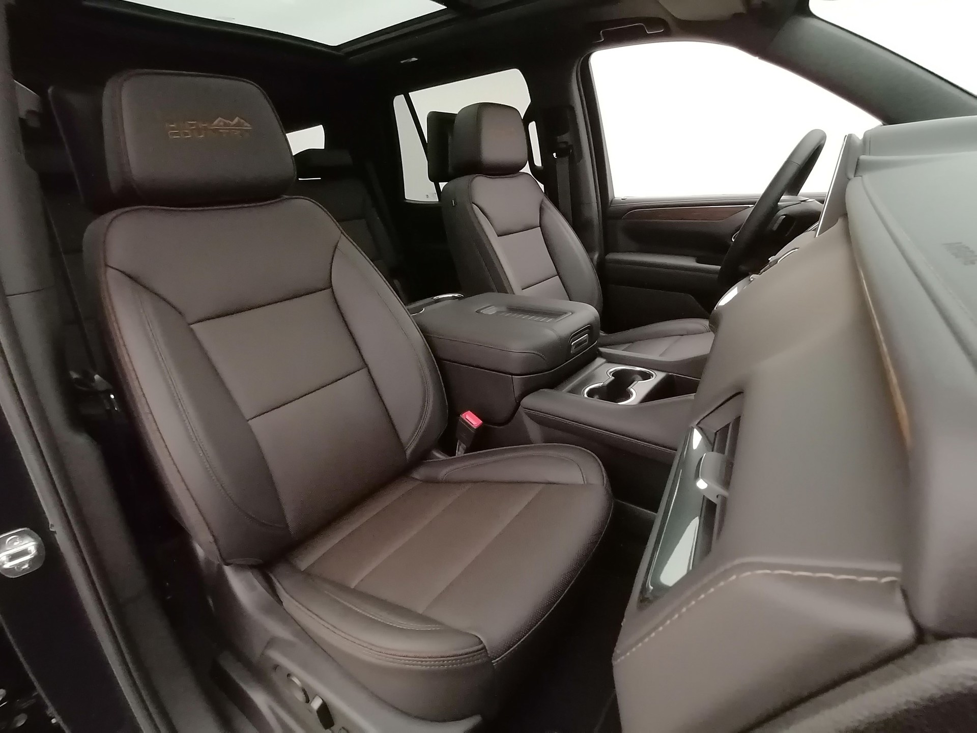 CHEVROLET TAHOE 6.2 AWD High Country-image-15
