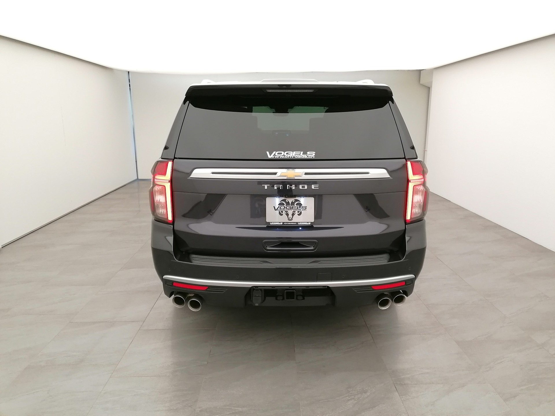 CHEVROLET TAHOE 6.2 AWD High Country-image-4
