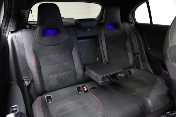 Image MERCEDES-BENZ A-250 A 250e AMG Line