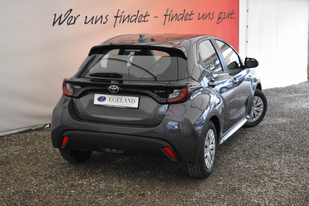 TOYOTA Yaris 1.5 VVT-i HSD Comfort-image-3