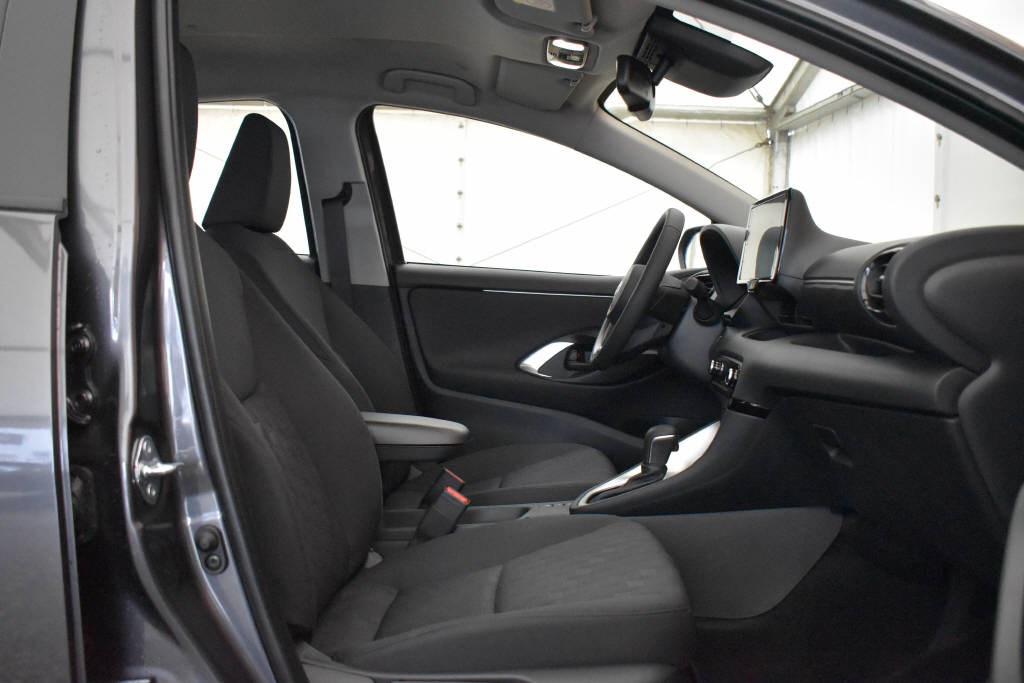 TOYOTA Yaris 1.5 VVT-i HSD Comfort-image-8