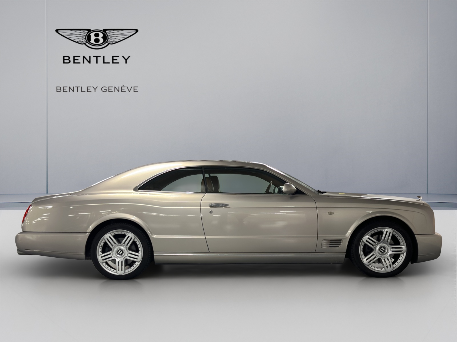 Image BENTLEY BROOKLANDS Brooklands