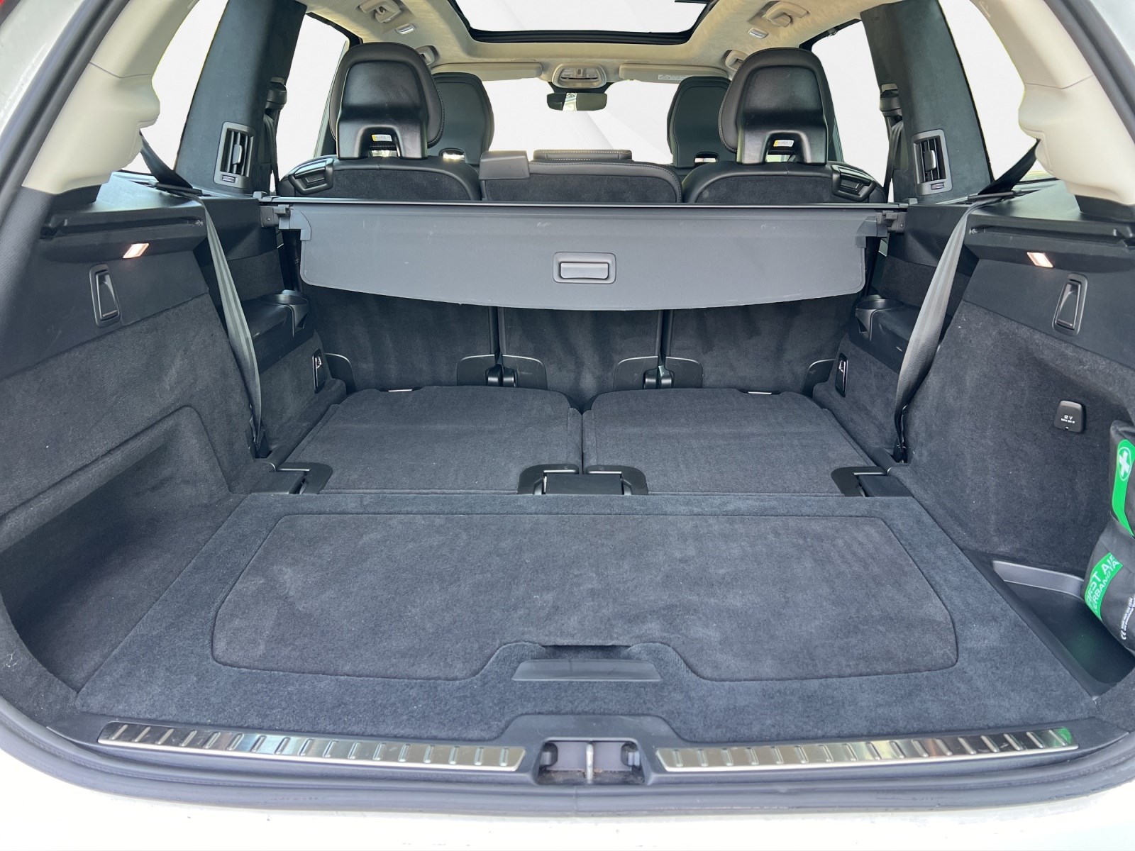 VOLVO XC90 2.0 T8 TE Ultimate Bright 7P. eAWD-image-14