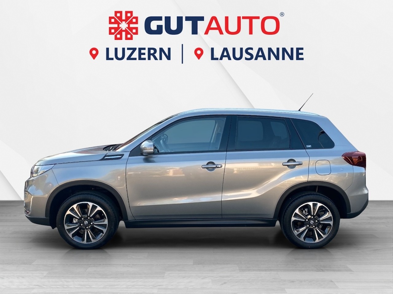 SUZUKI VITARA 1.4 BOOSTERJET COMPACT TOP HYBRID 4x4 mit PANORAMA-showroom-element-1