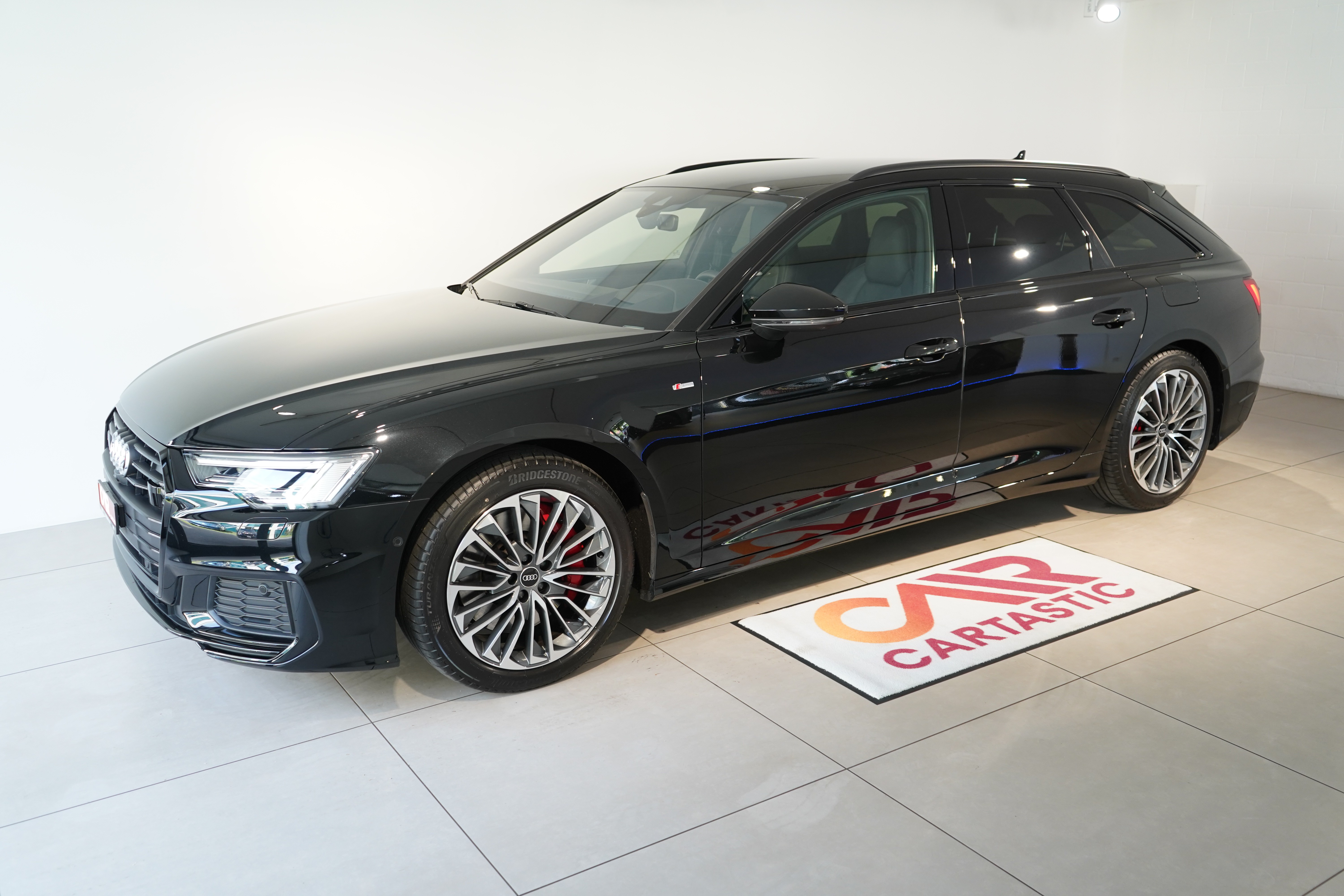 AUDI A6 Avant 55 (Kombi)