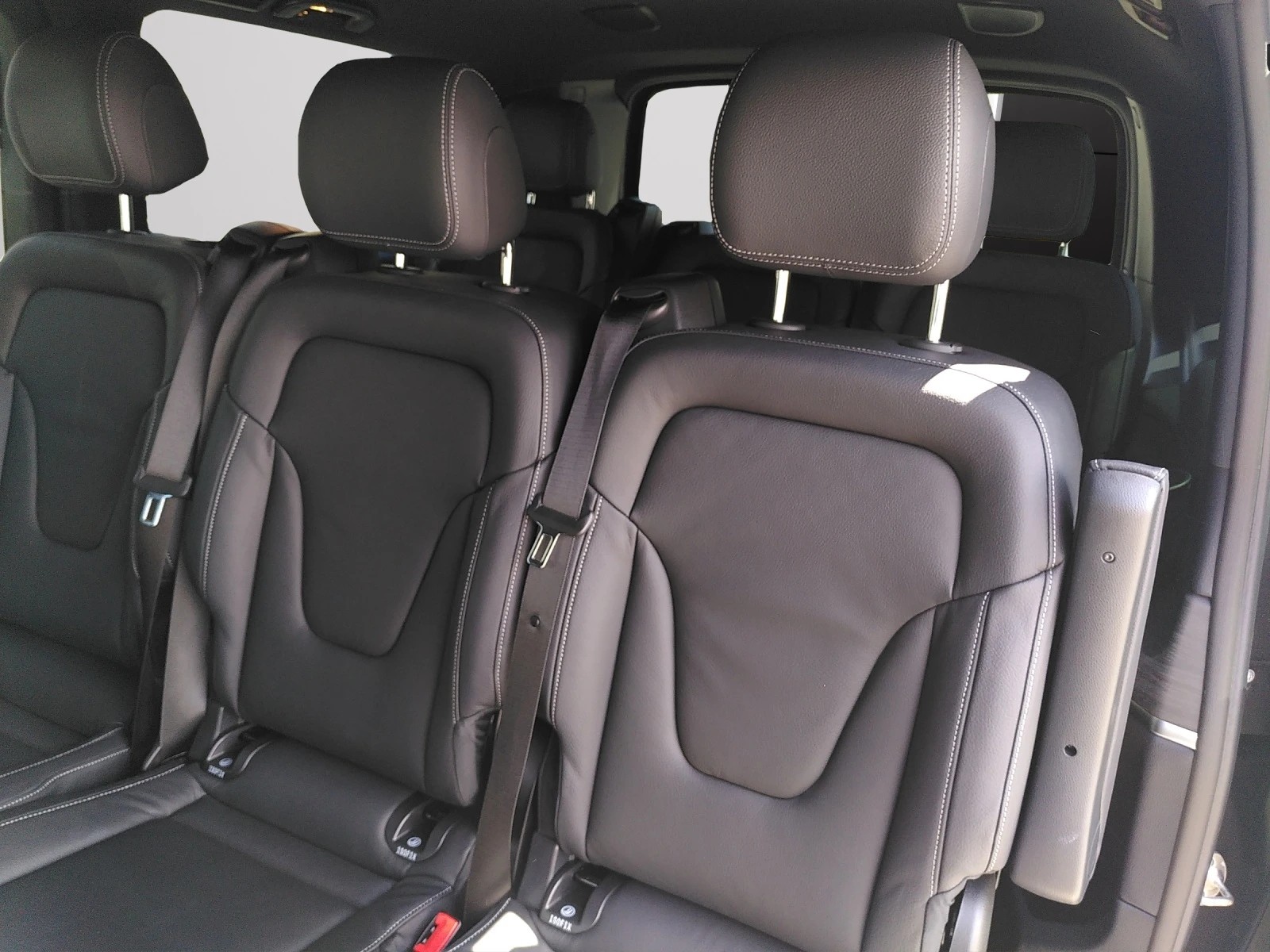 Image MERCEDES-BENZ V-300 V 300 d lang Avantgarde 4Matic 9G-Tronic