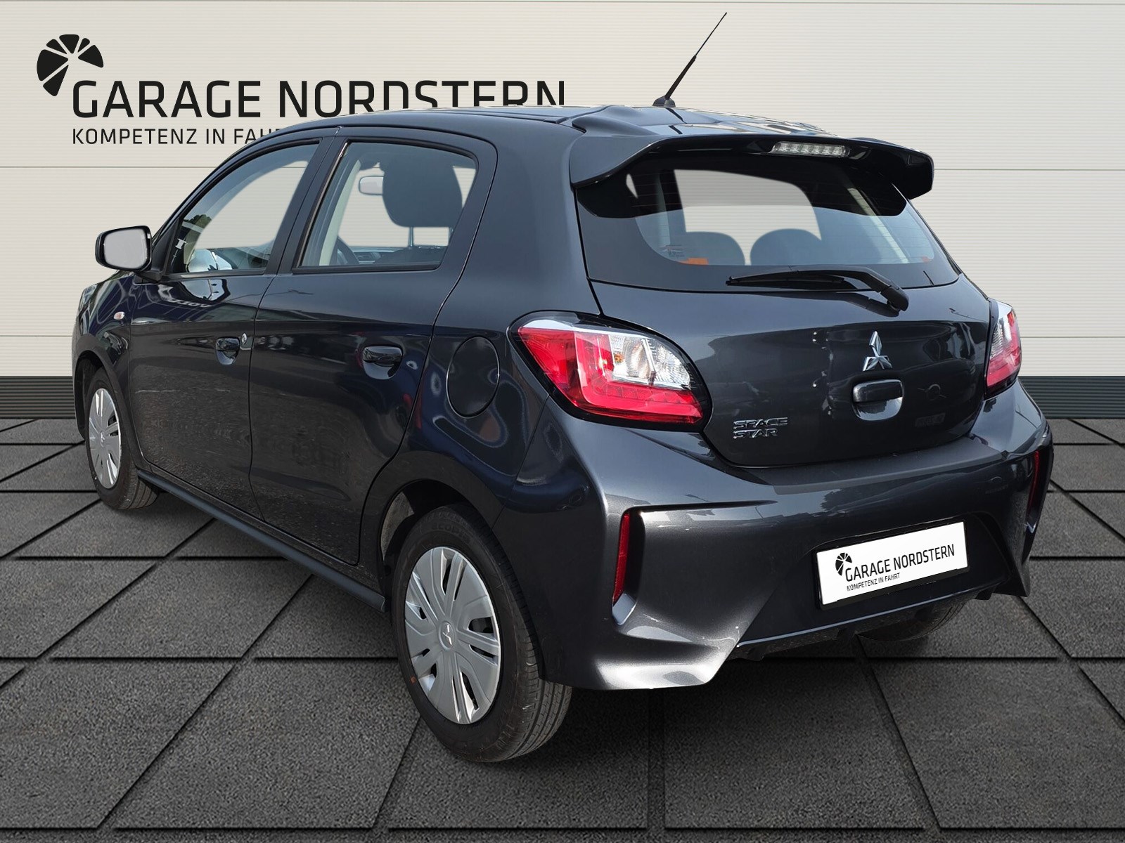 MITSUBISHI Space Star 1.2 MIVEC Inform-showroom-element-2