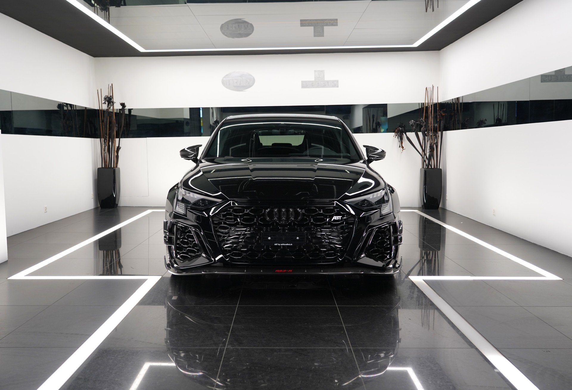 AUDI RS3 SB 2.5 TSI quattro ABT RS 3-R 1 of 200-showroom-element-2