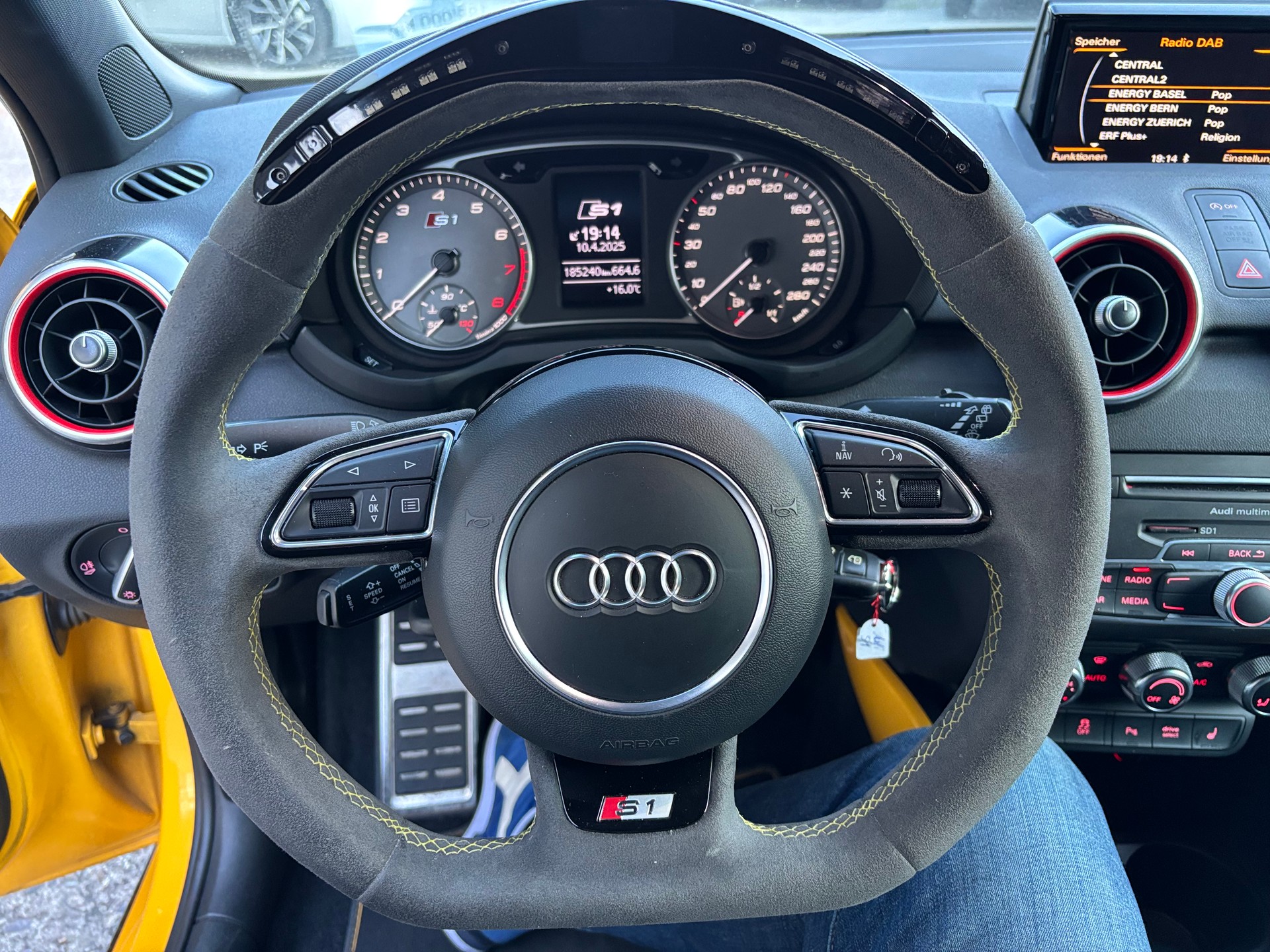 AUDI S1 Sportback Quattro Showcar-image-14