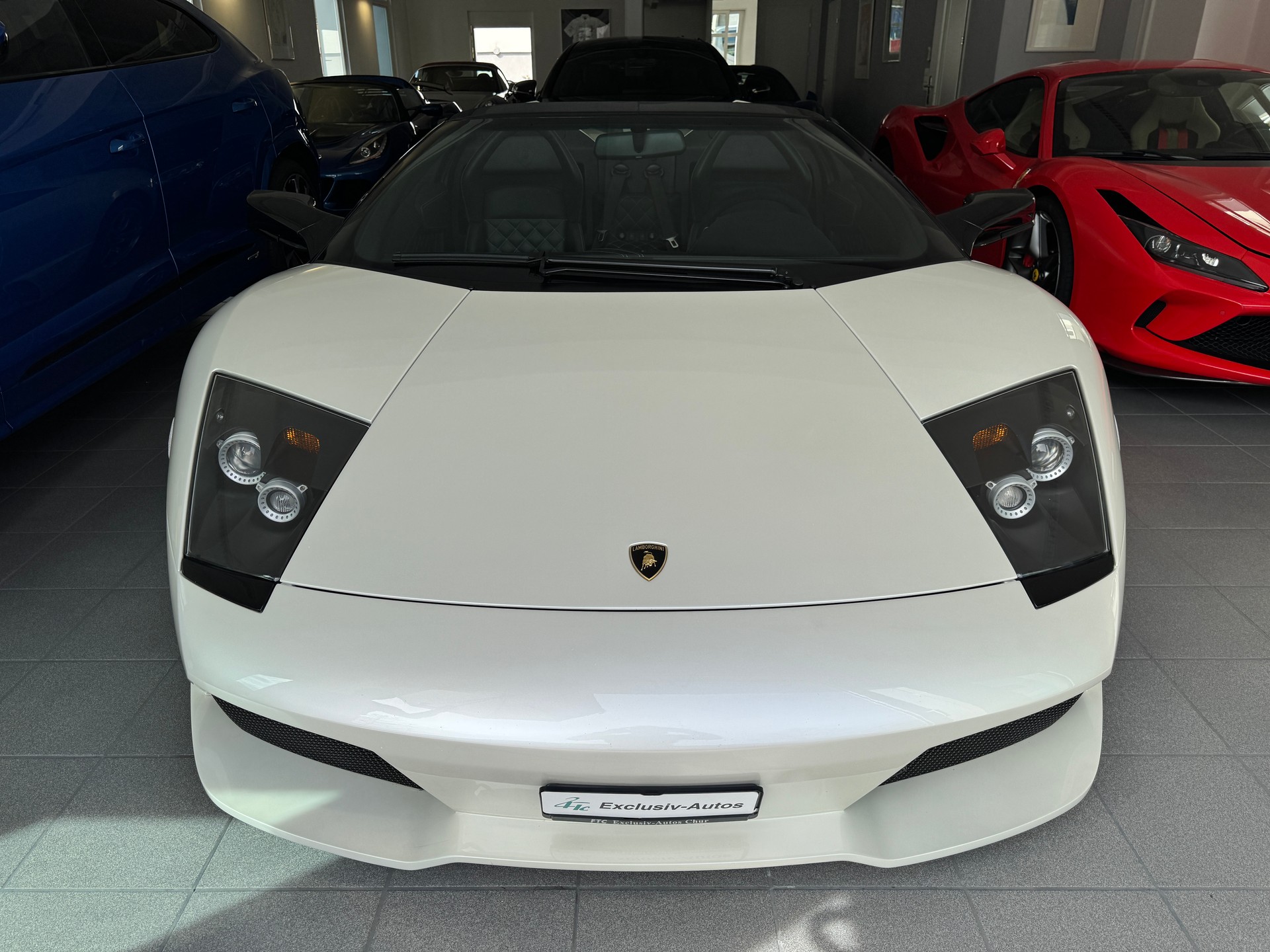 LAMBORGHINI Murciélago LP640-4 Roadster-image-1