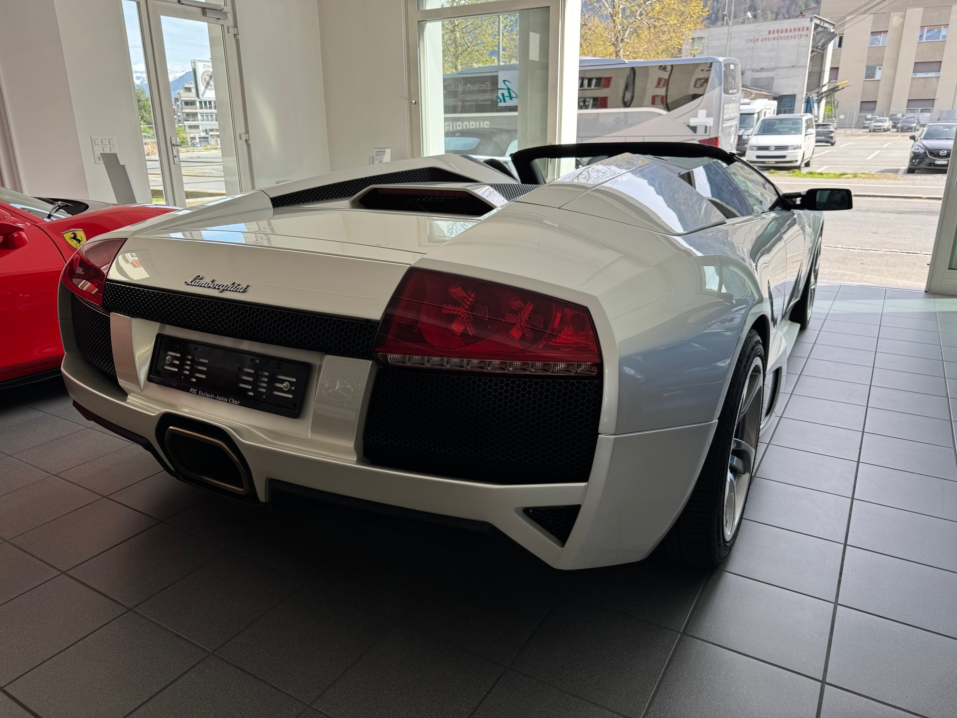 LAMBORGHINI Murciélago LP640-4 Roadster-image-5