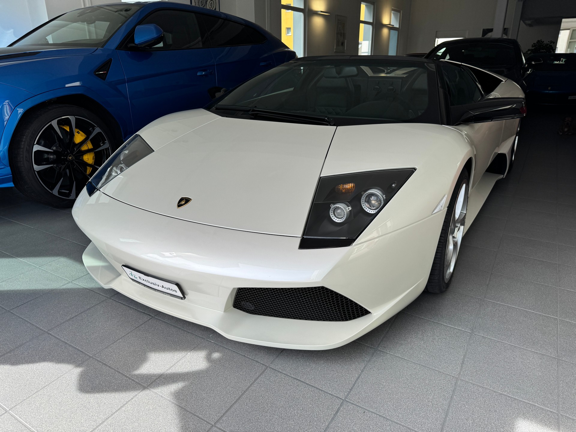 LAMBORGHINI Murciélago LP640-4 Roadster-image-2