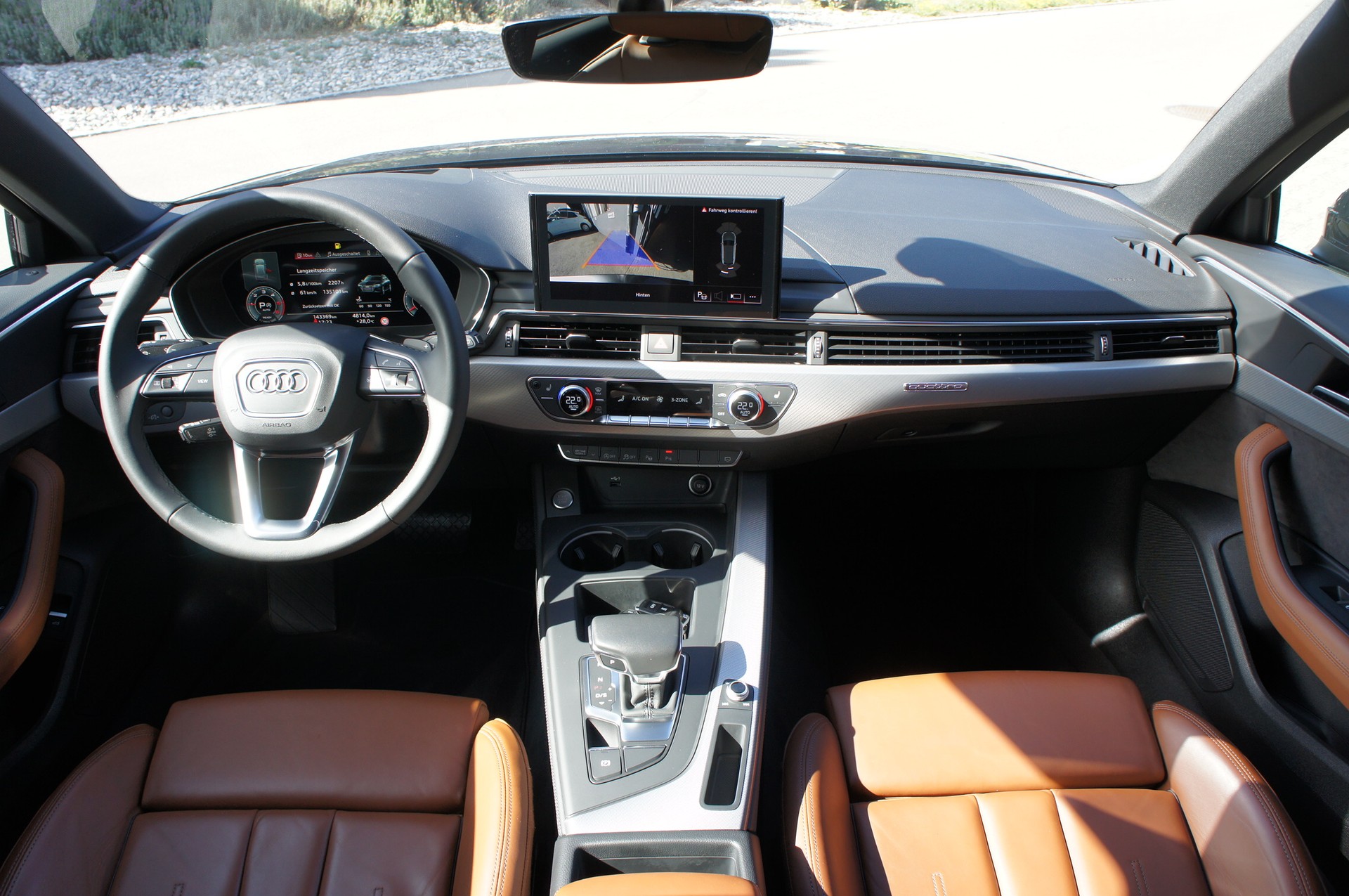 AUDI A4 Avant 40 TDI S line quattro S-tronic-image-9