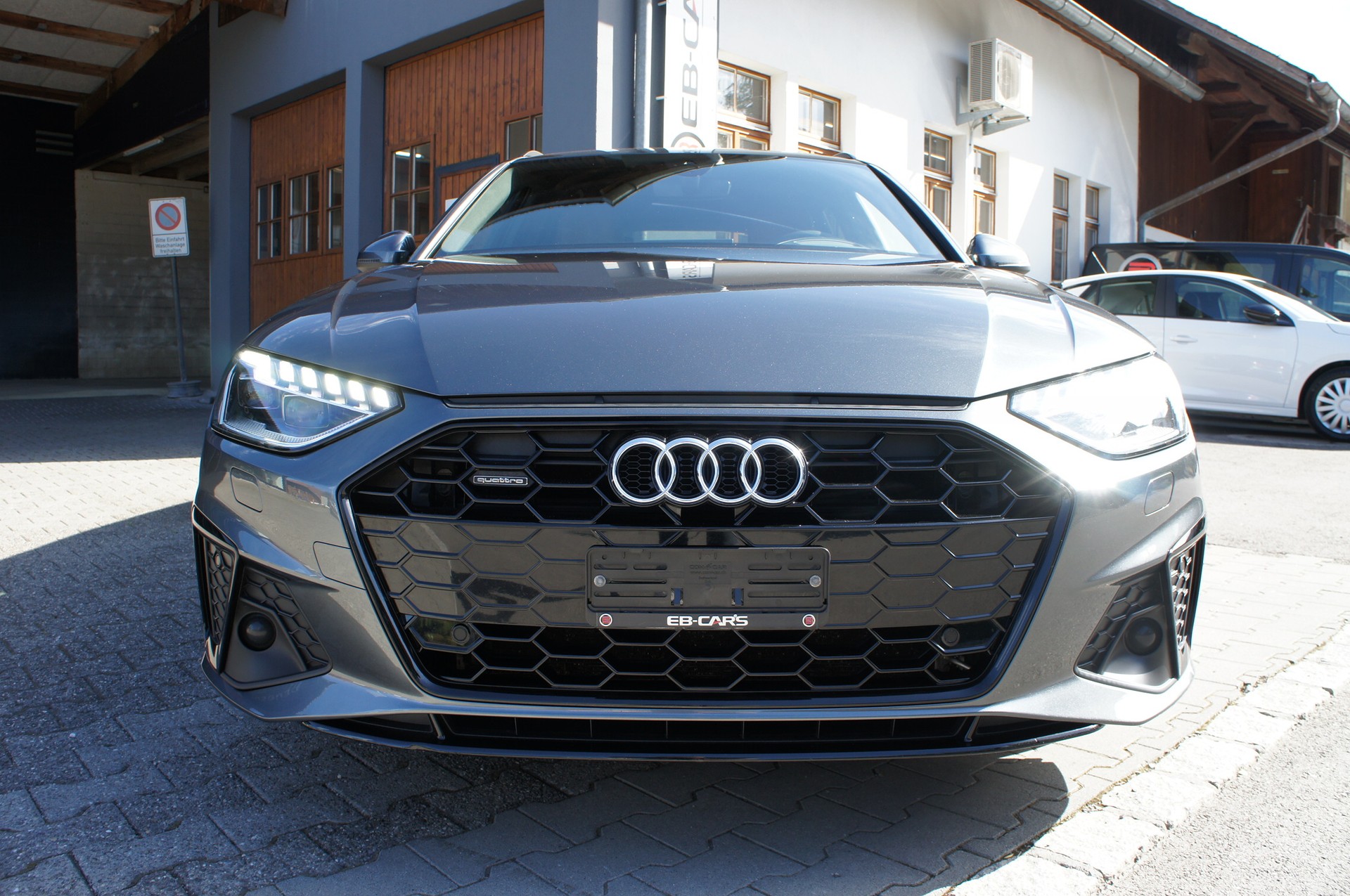 AUDI A4 Avant 40 TDI S line quattro S-tronic-image-6