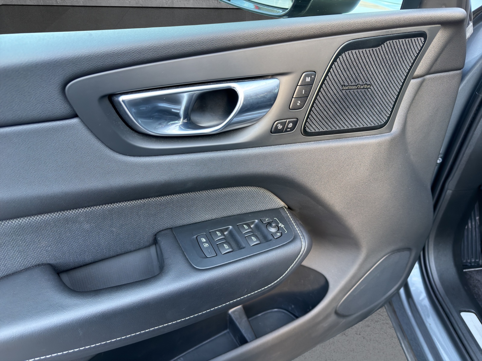 Image VOLVO XC60 XC60 T6 eAWD R-Design Geartronic