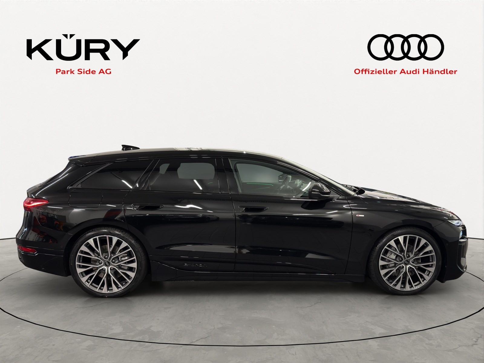 AUDI A6 Avant e-tron quattro-showroom-element-2