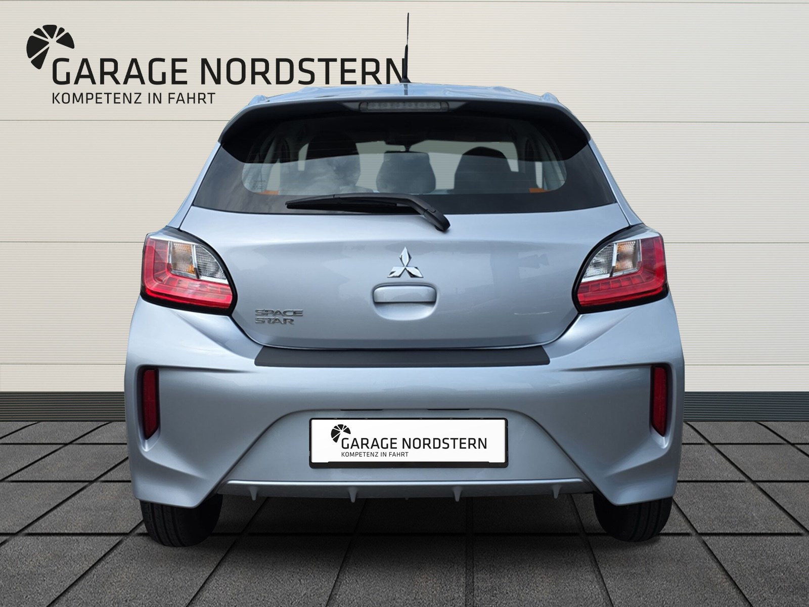 MITSUBISHI Space Star 1.2 MIVEC Inform-showroom-element-3