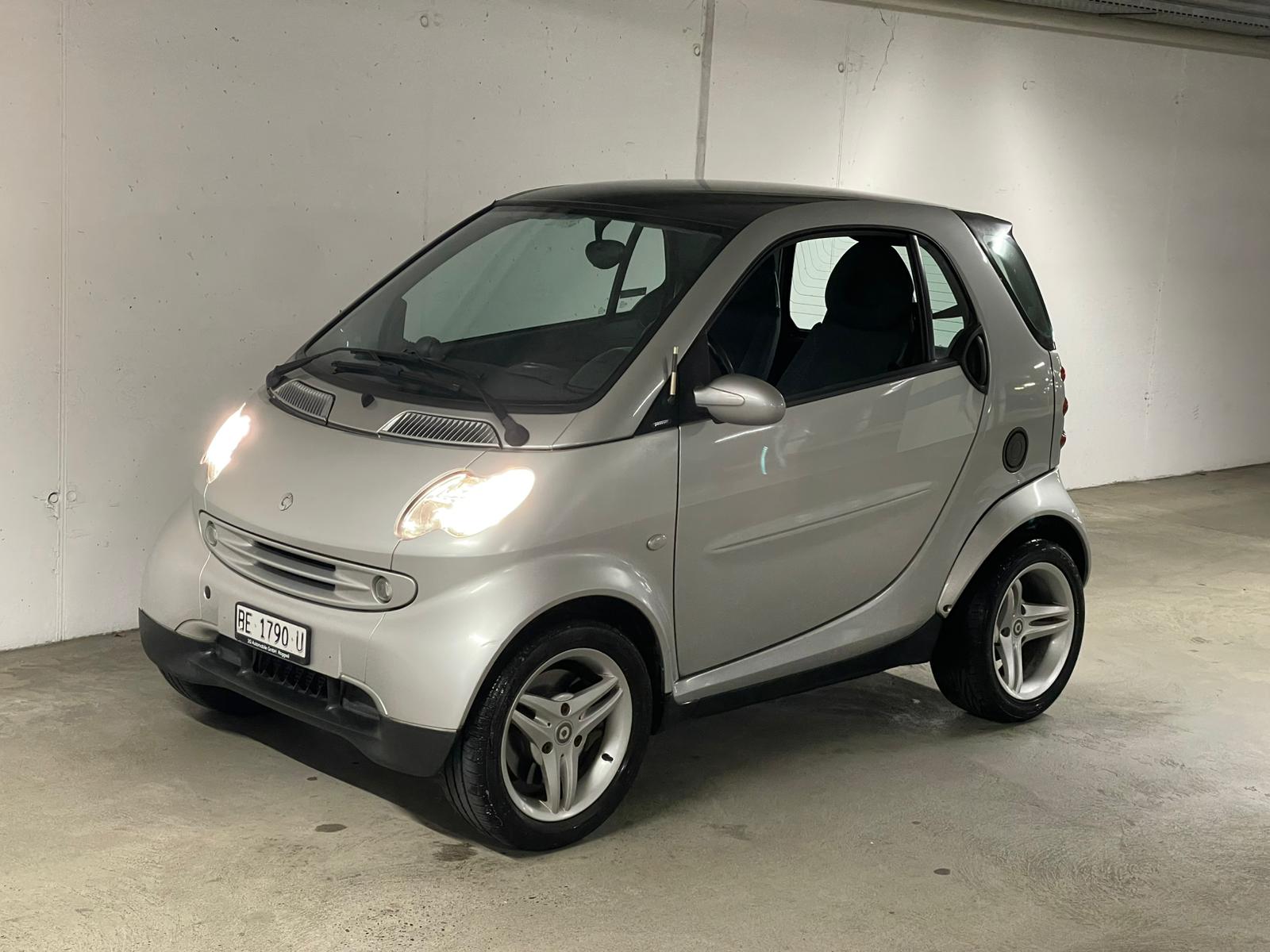 SMART fortwo passion-showroom-element-1
