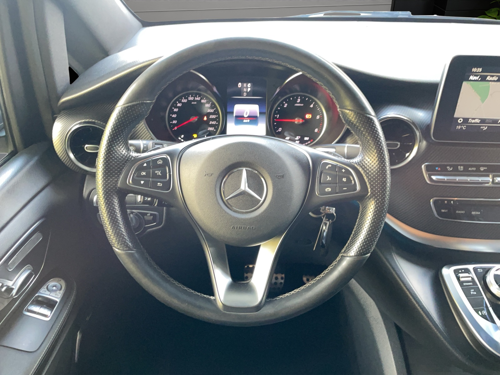 Image MERCEDES-BENZ V-300 V 300 d lang 4Matic 9G-Tronic