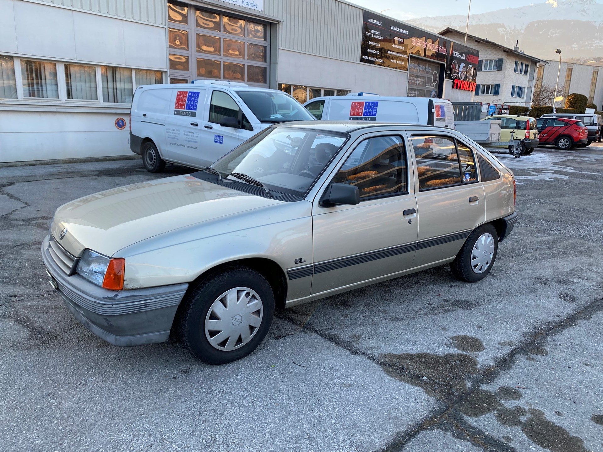 OPEL Kadett 1600i Club