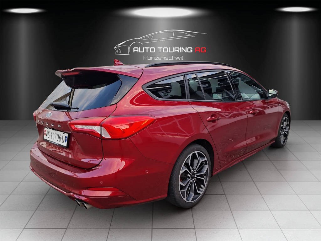FORD Focus SW 2.0 EcoBlue 150 ST-Line-image-2