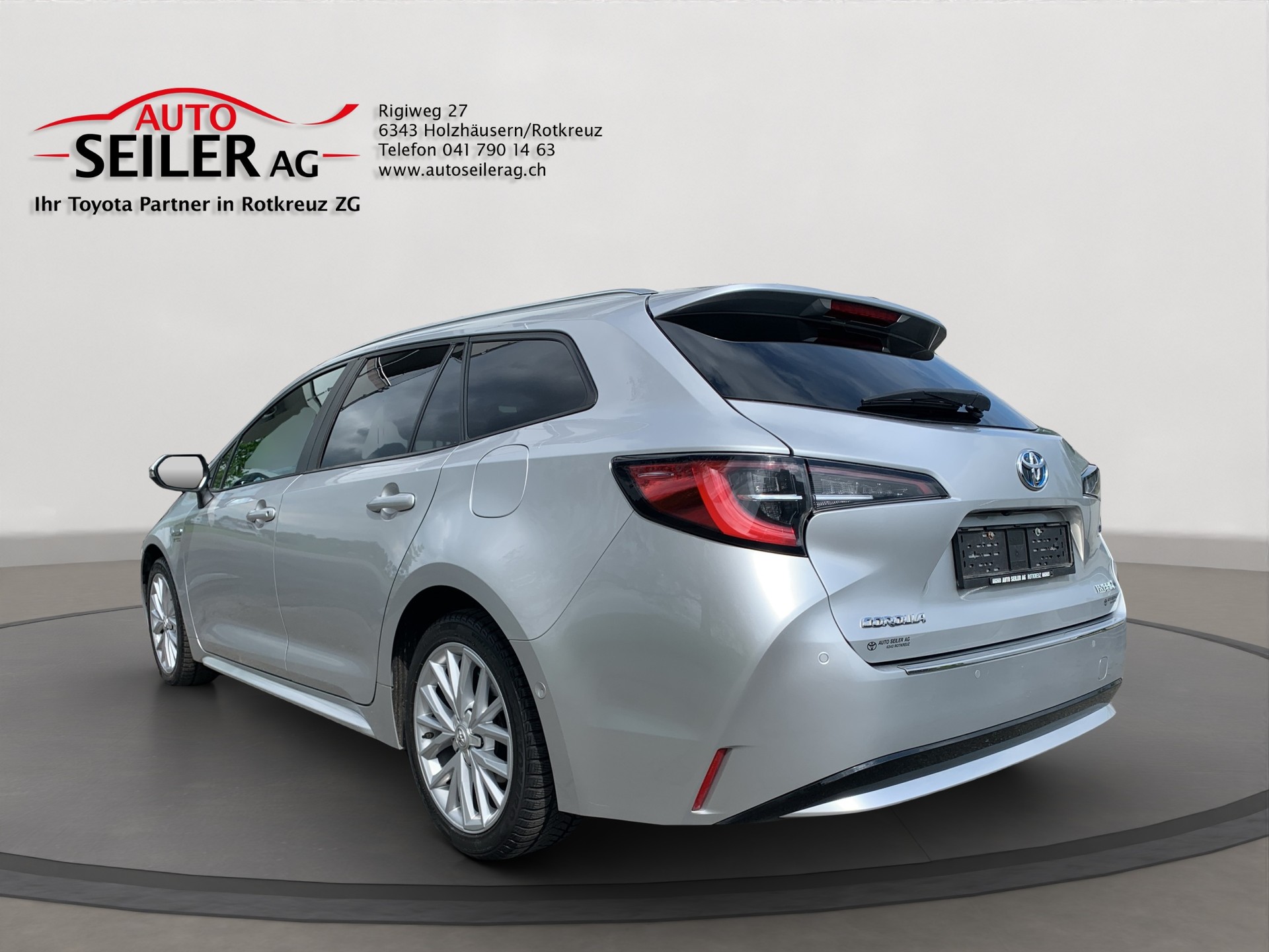 TOYOTA Corolla Touring Sports 1.8 HSD Trend e-CVT-showroom-element-2