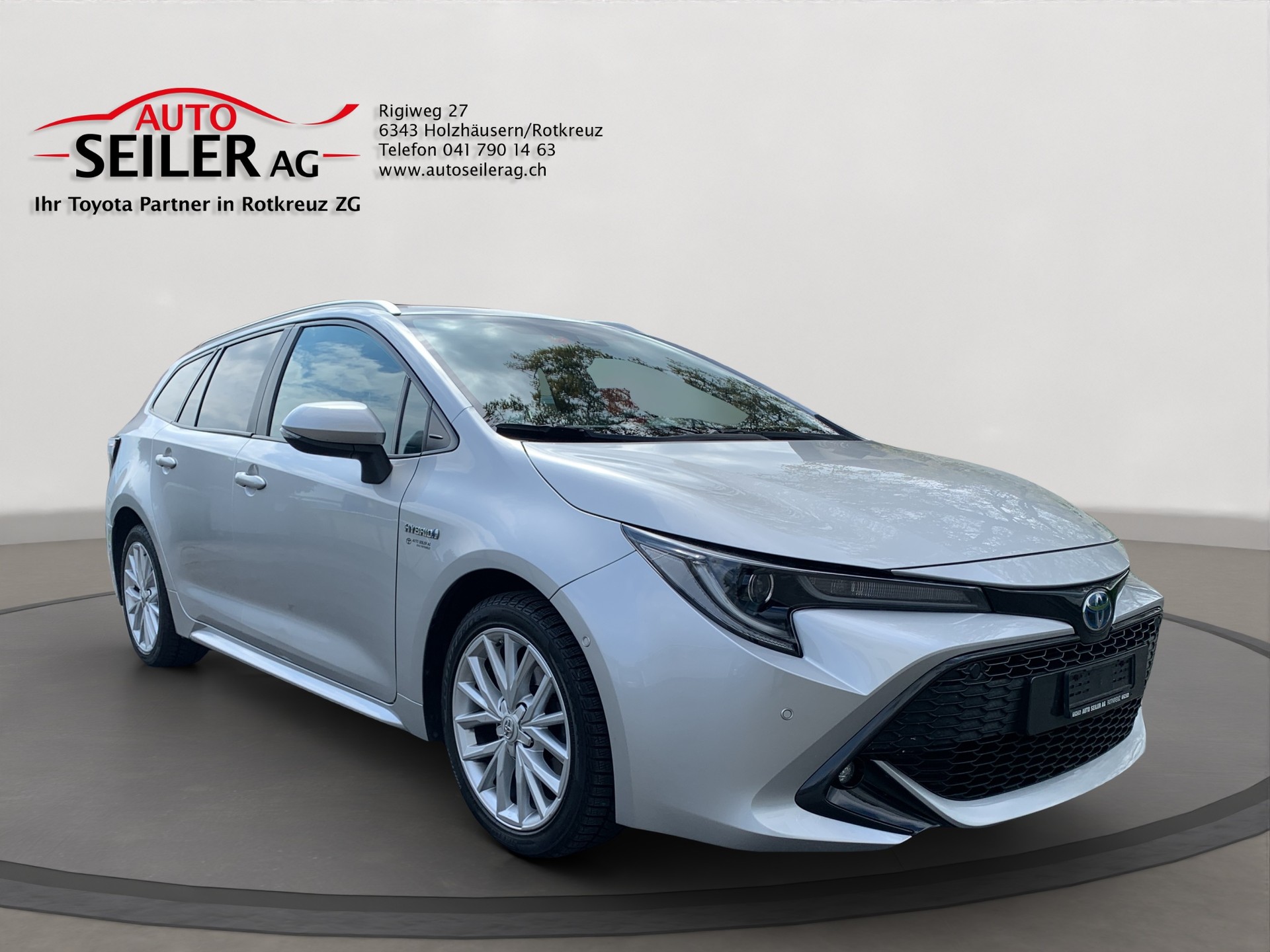TOYOTA Corolla Touring Sports 1.8 HSD Trend e-CVT-showroom-element-1