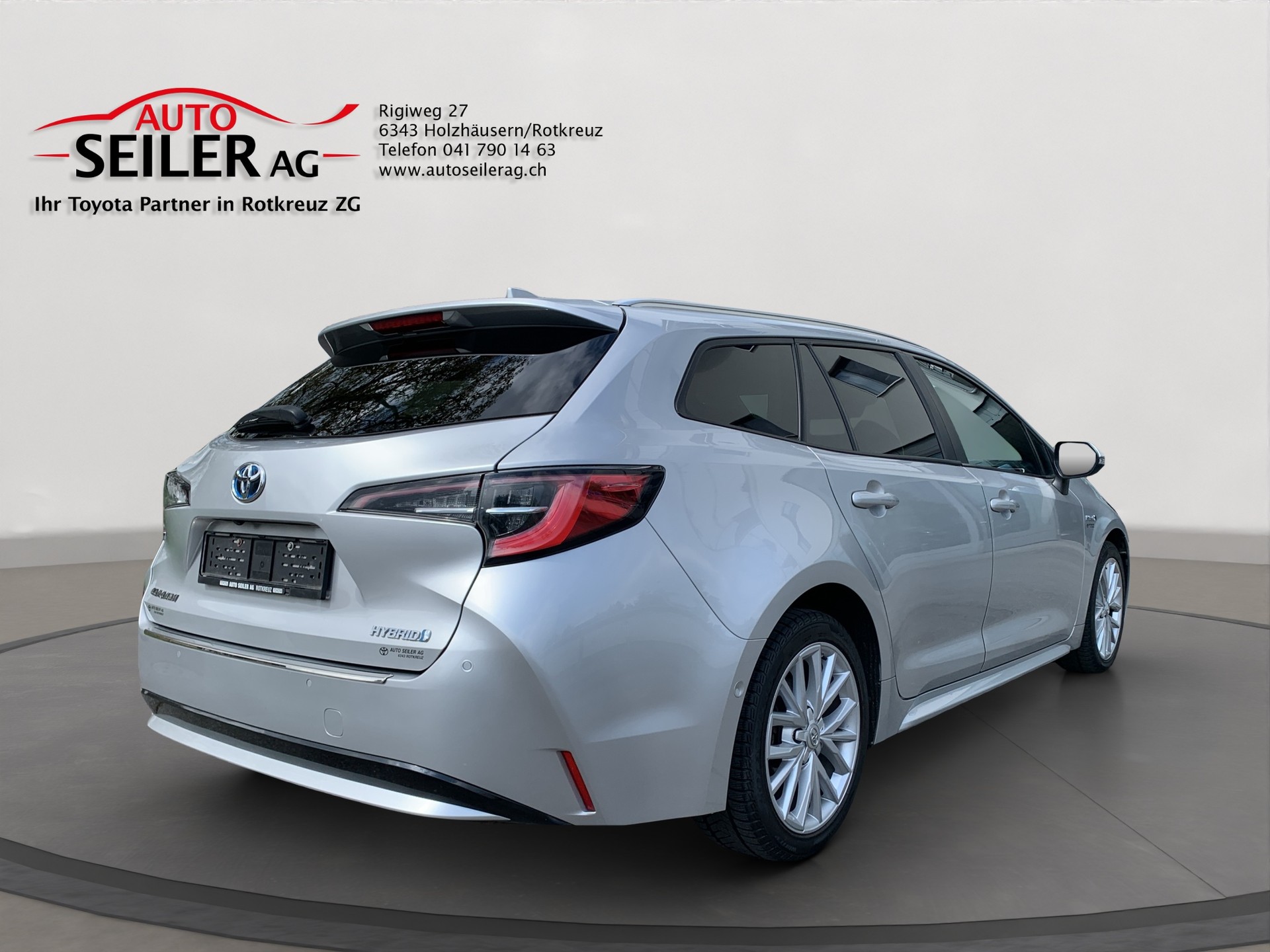 TOYOTA Corolla Touring Sports 1.8 HSD Trend e-CVT-showroom-element-3
