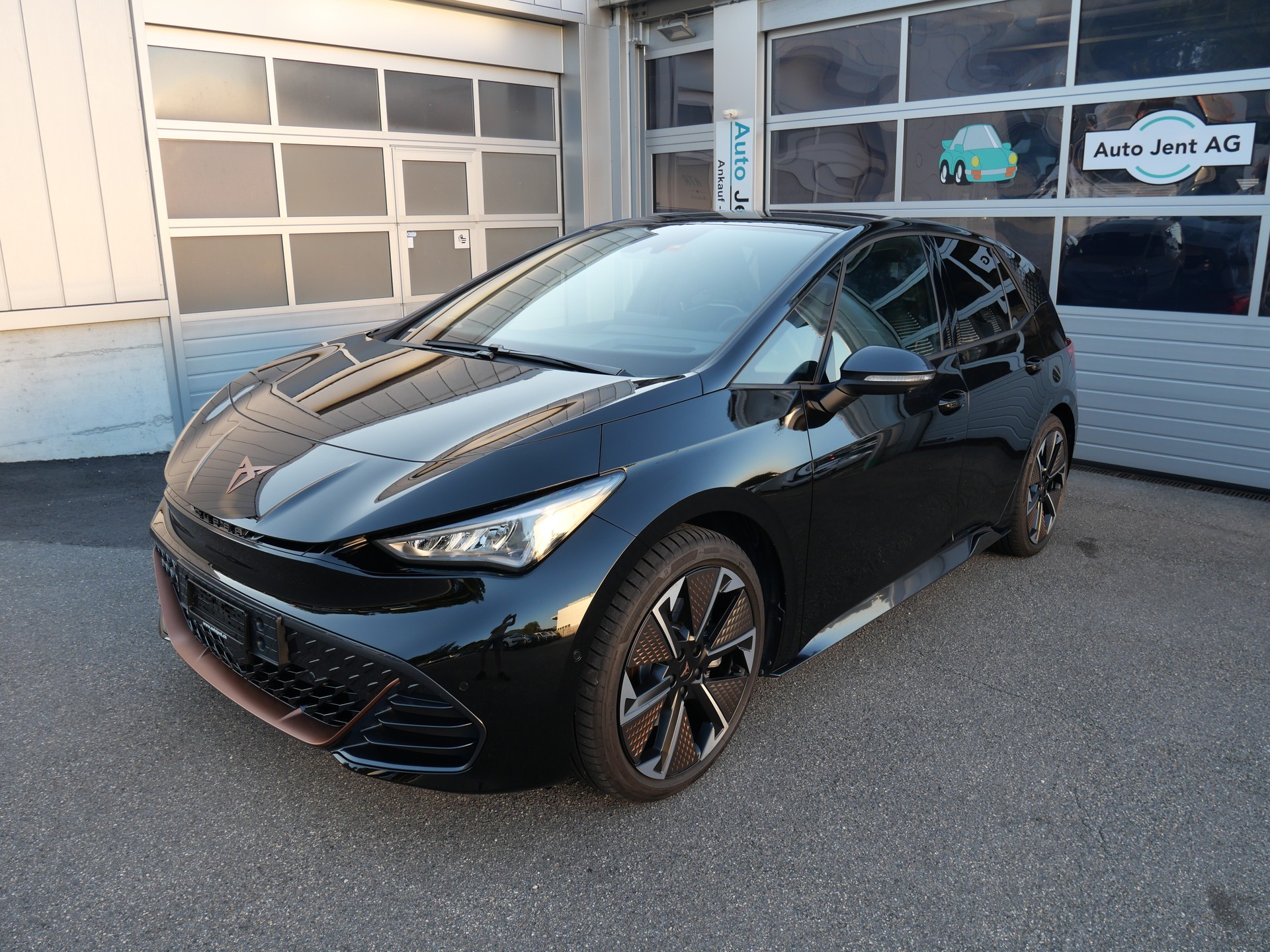 CUPRA Born 79 kWh VZ *CH-Auto; Gratisservice; 5J. Garantie*