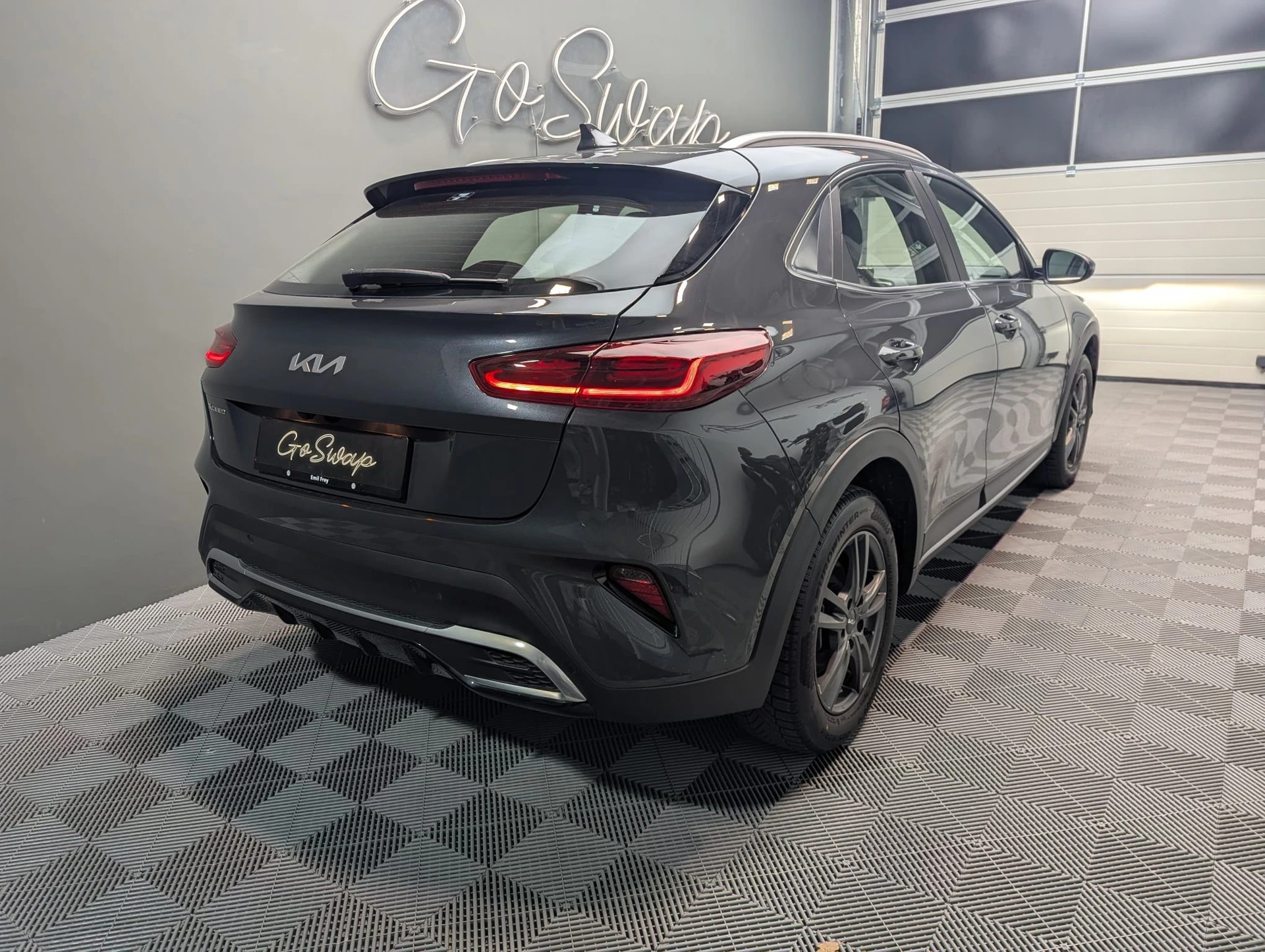 KIA XCEED 1.5 T-GDi MHEV Power DCT-showroom-element-3