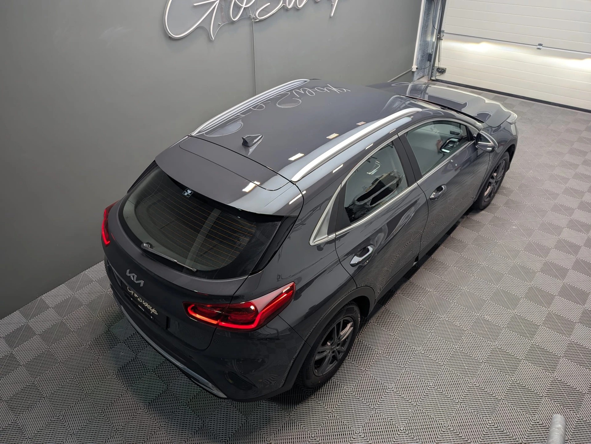 KIA XCEED 1.5 T-GDi MHEV Power DCT-showroom-element-2