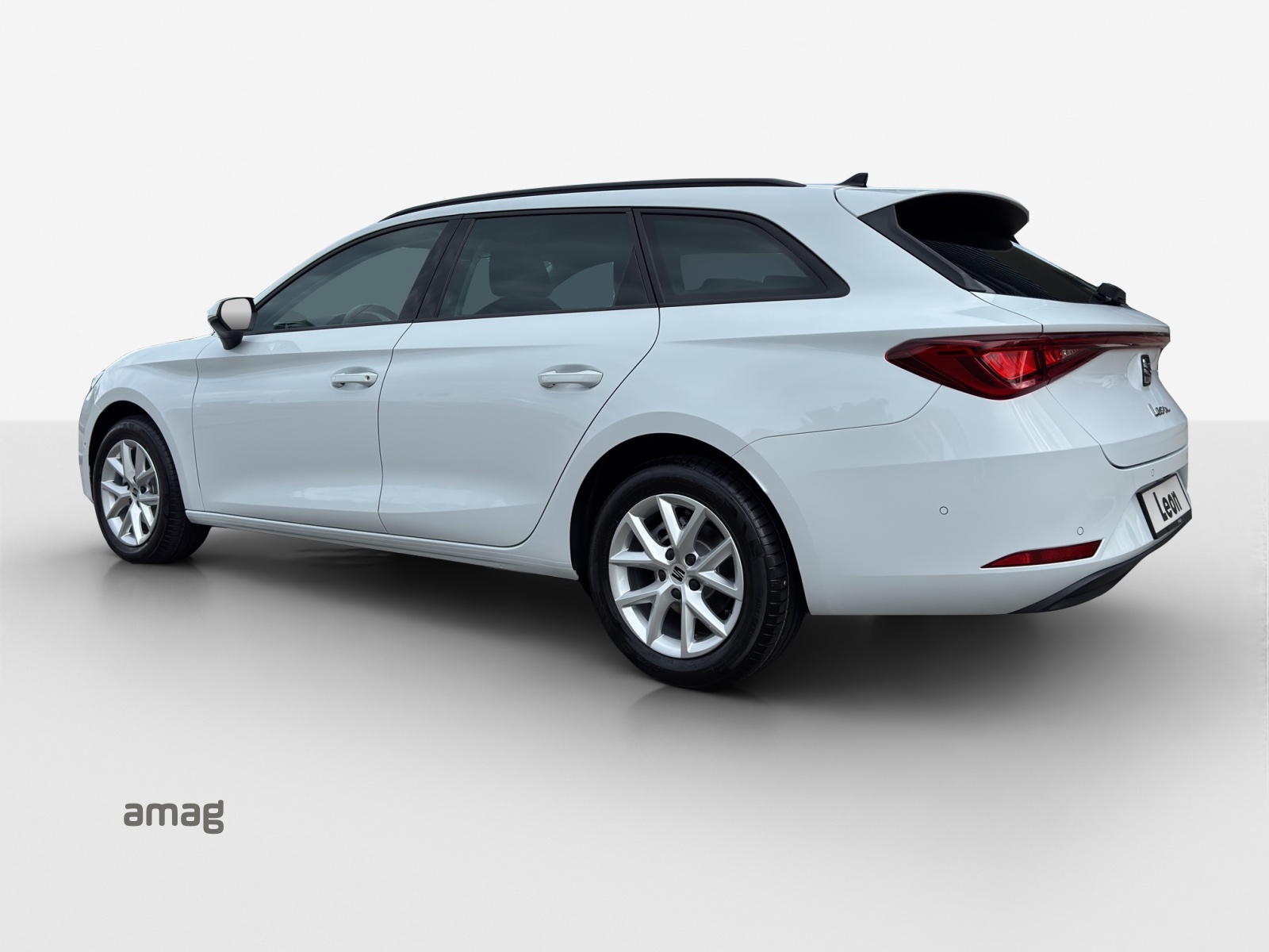 SEAT Leon ST 1.5 eTSI mHEV DSG Go-showroom-element-2