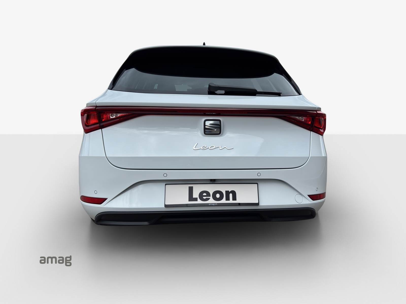 SEAT Leon ST 1.5 eTSI mHEV DSG Go-showroom-element-3