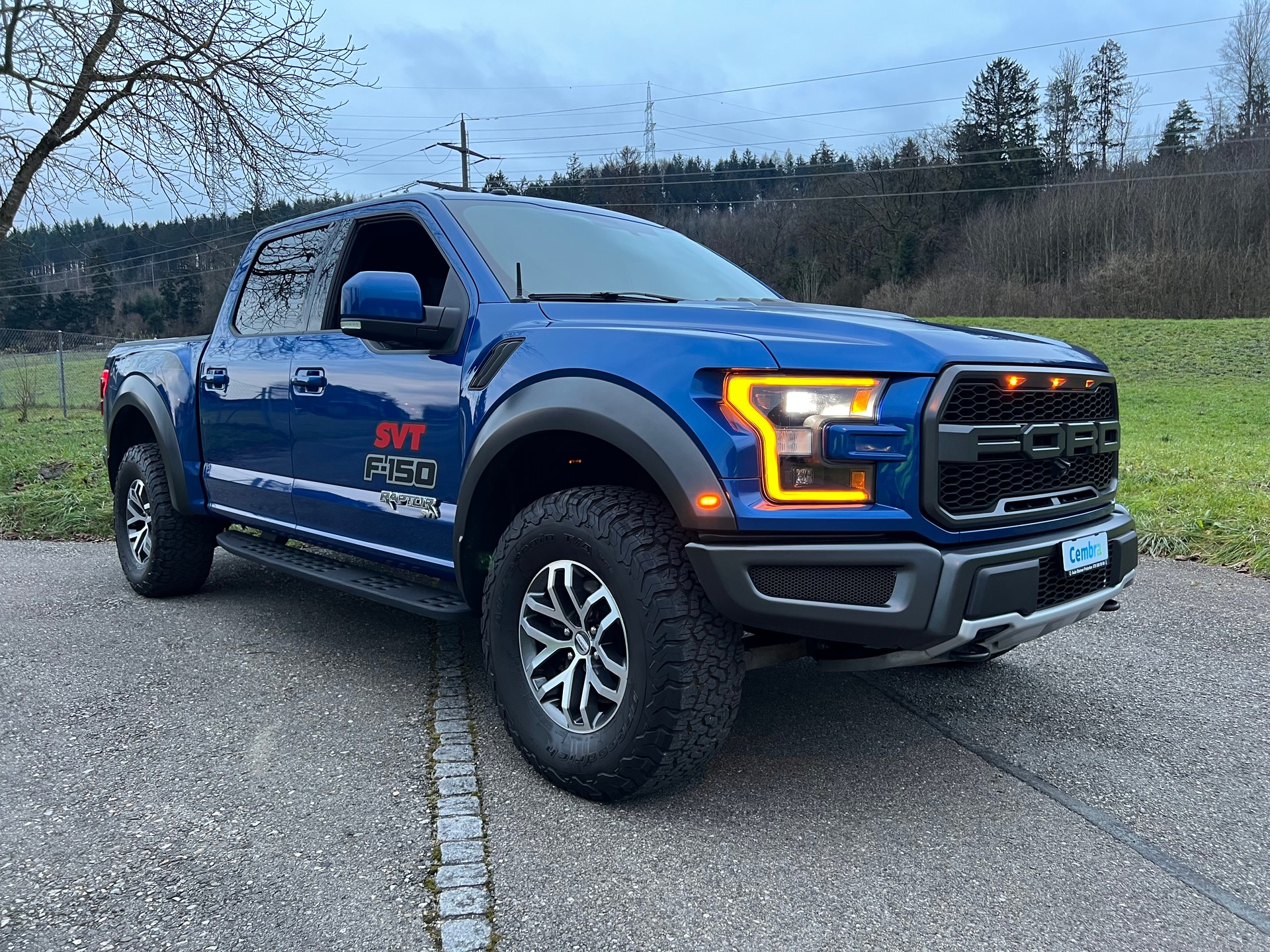 FORD F-150 "RAPTOR V6 450 PS" PICK UP. 2017 AB MFK AB SERVICE.  5 PLÄTZER MIT AHK 3500 KG . MIT GARANTIE.