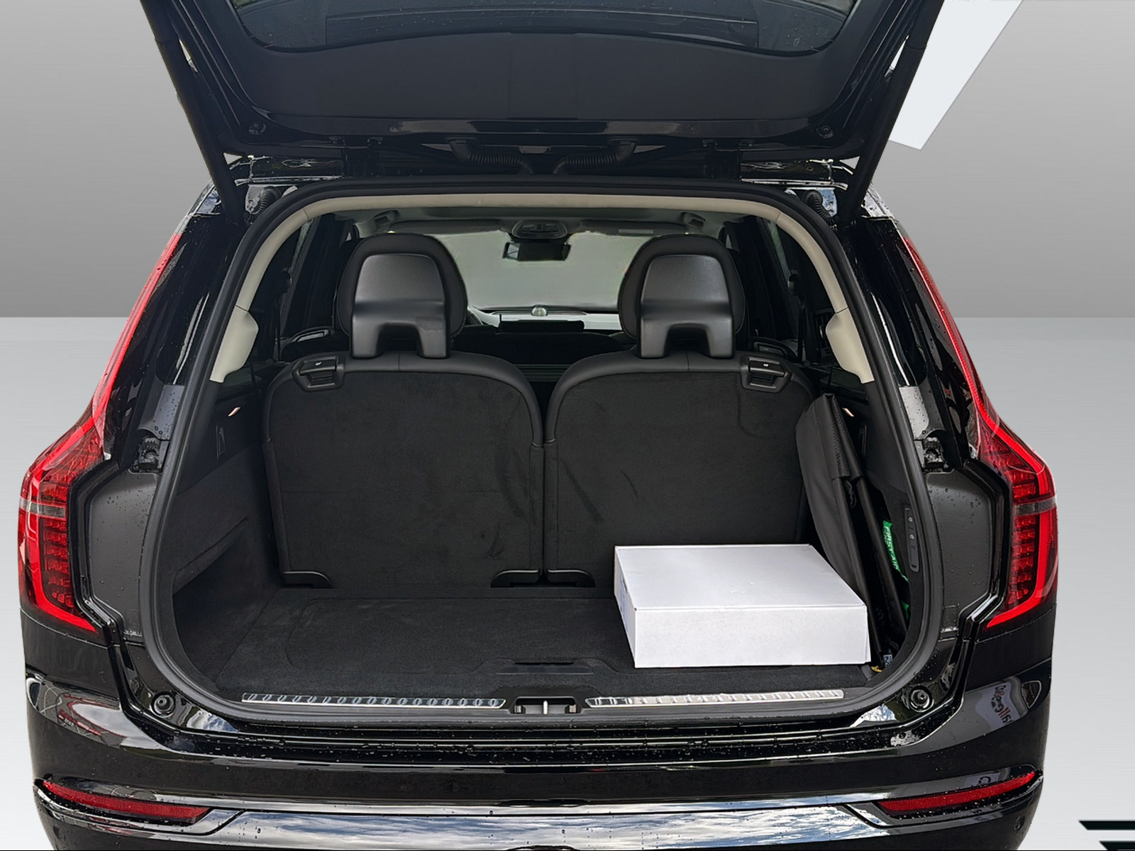 Image VOLVO XC90 XC90 T8 eAWD PluginHybrid Ultra Dark Geartronic