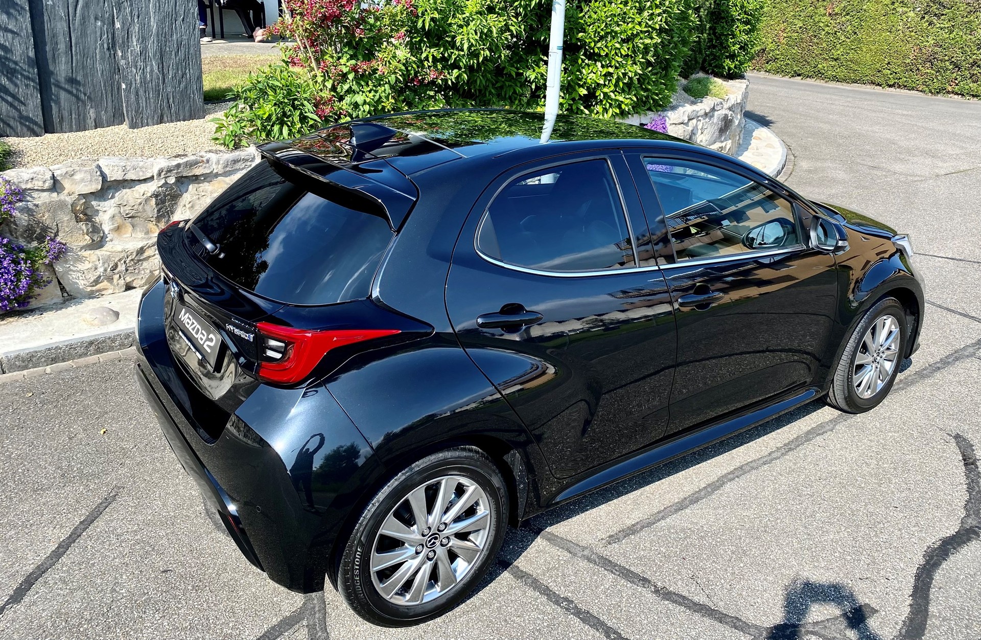 MAZDA 2 Hybrid Select-image-2
