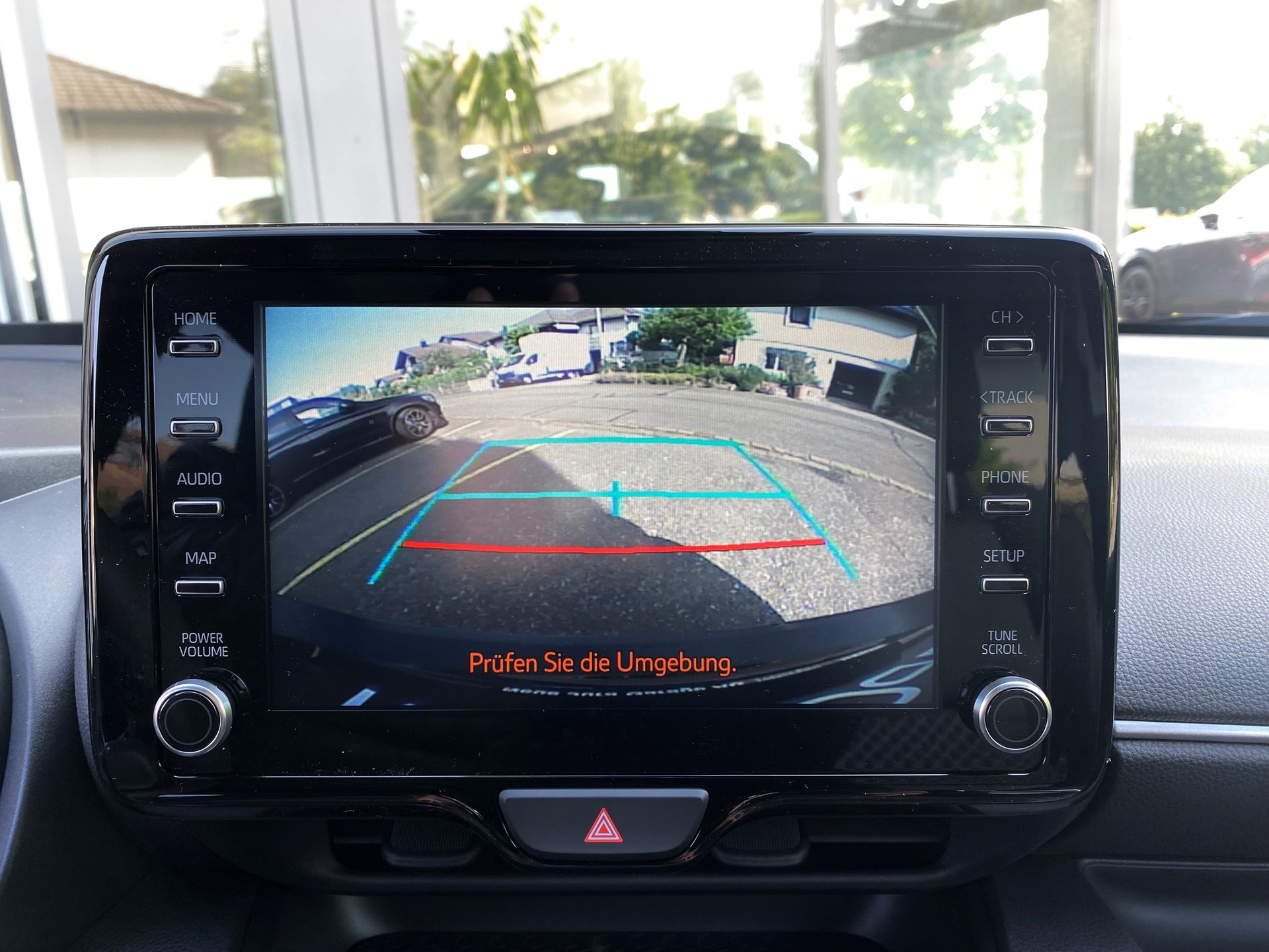MAZDA 2 Hybrid Select-image-9