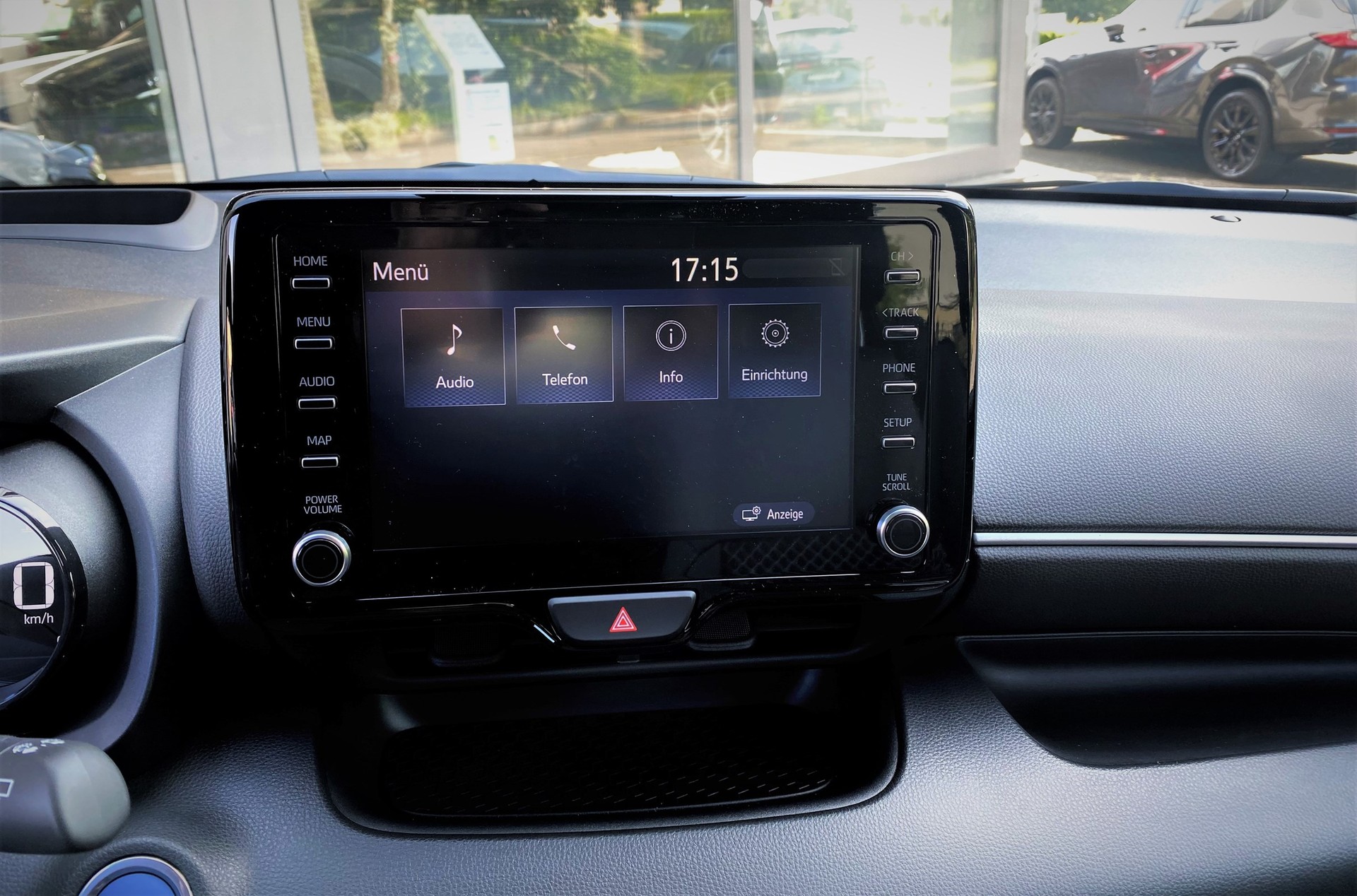 MAZDA 2 Hybrid Select-image-29