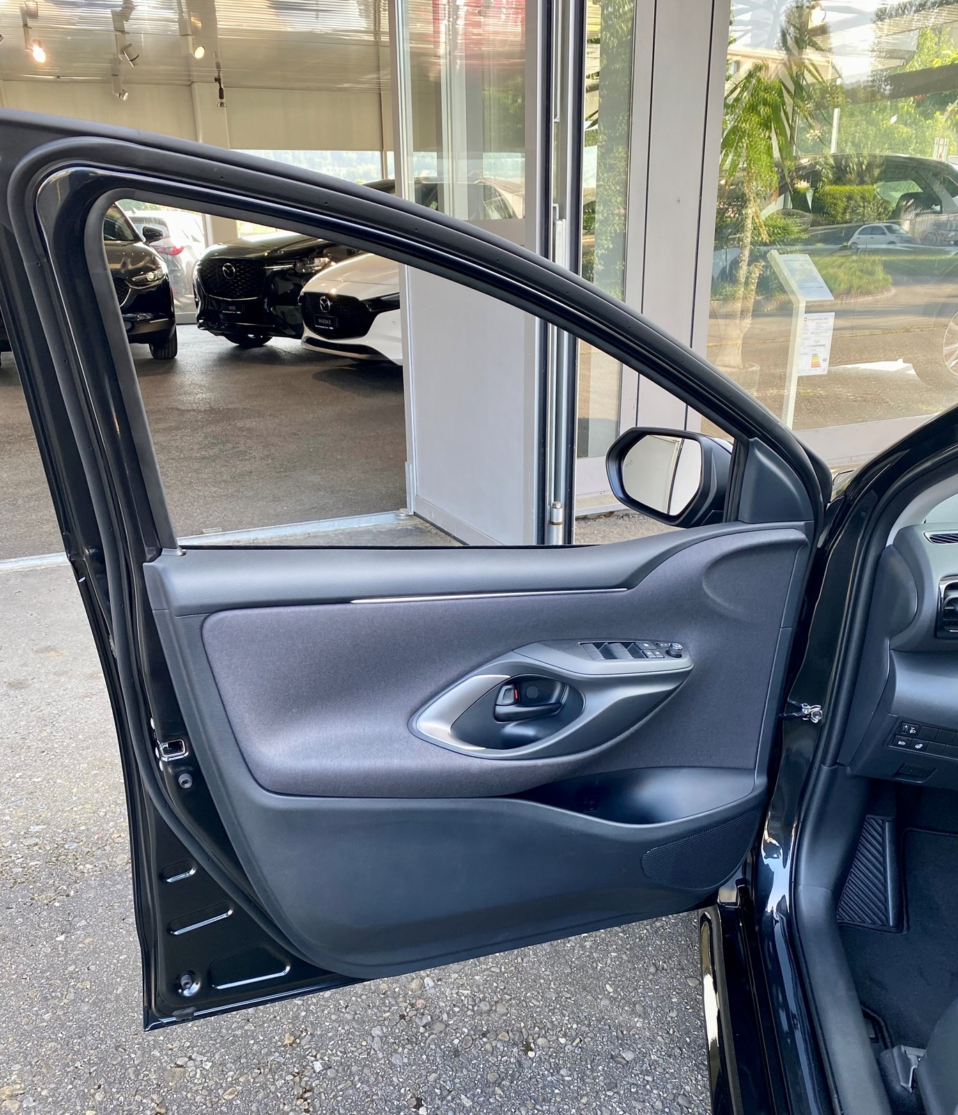 MAZDA 2 Hybrid Select-image-13