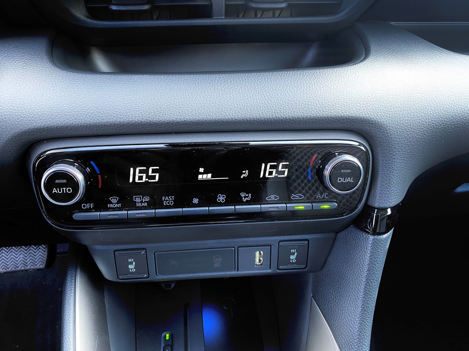 MAZDA 2 Hybrid Select-image-7
