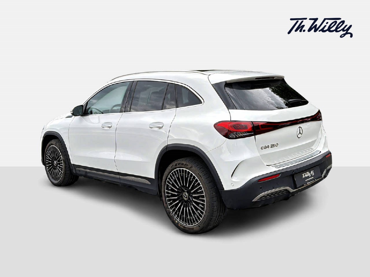 MERCEDES-BENZ EQA 250 AMG Line-showroom-element-2