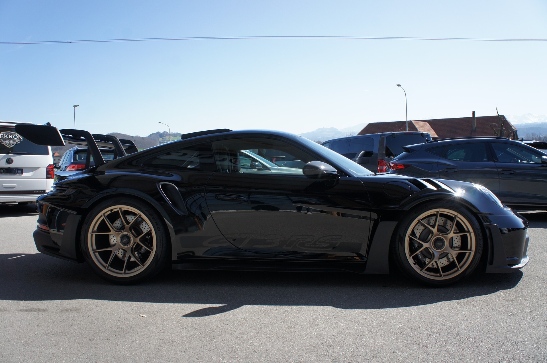 PORSCHE 911 GT3 RS Weissach-image-6