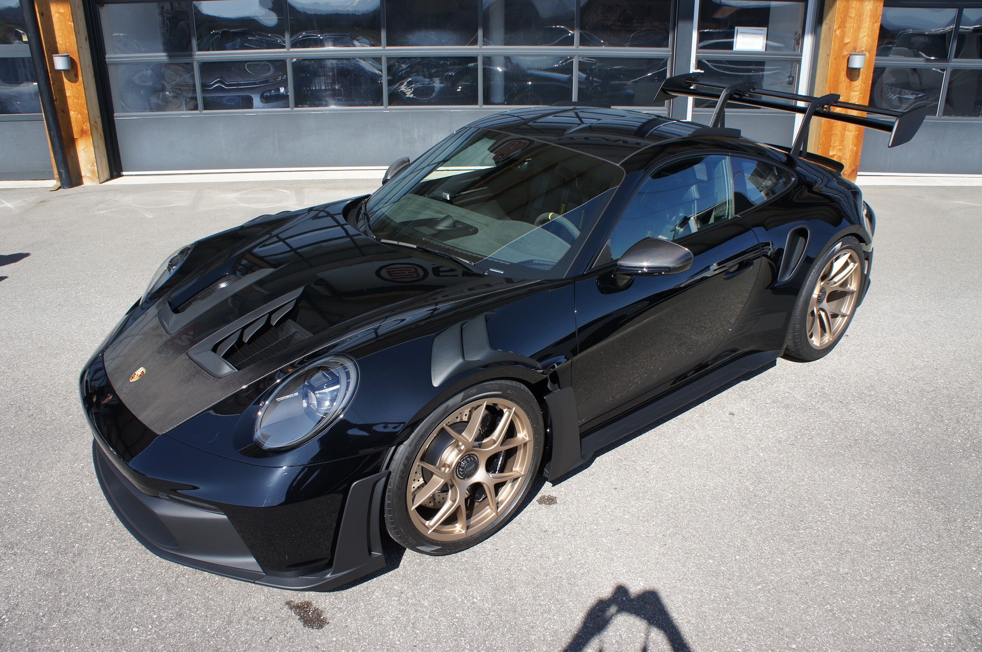 PORSCHE 911 GT3 RS Weissach-image-9