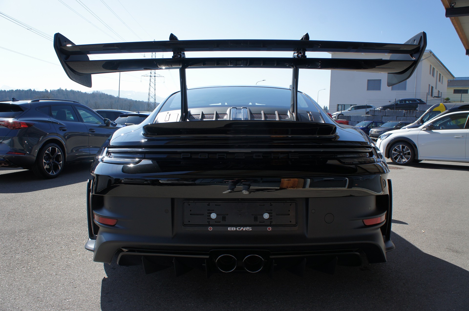 PORSCHE 911 GT3 RS Weissach-image-4