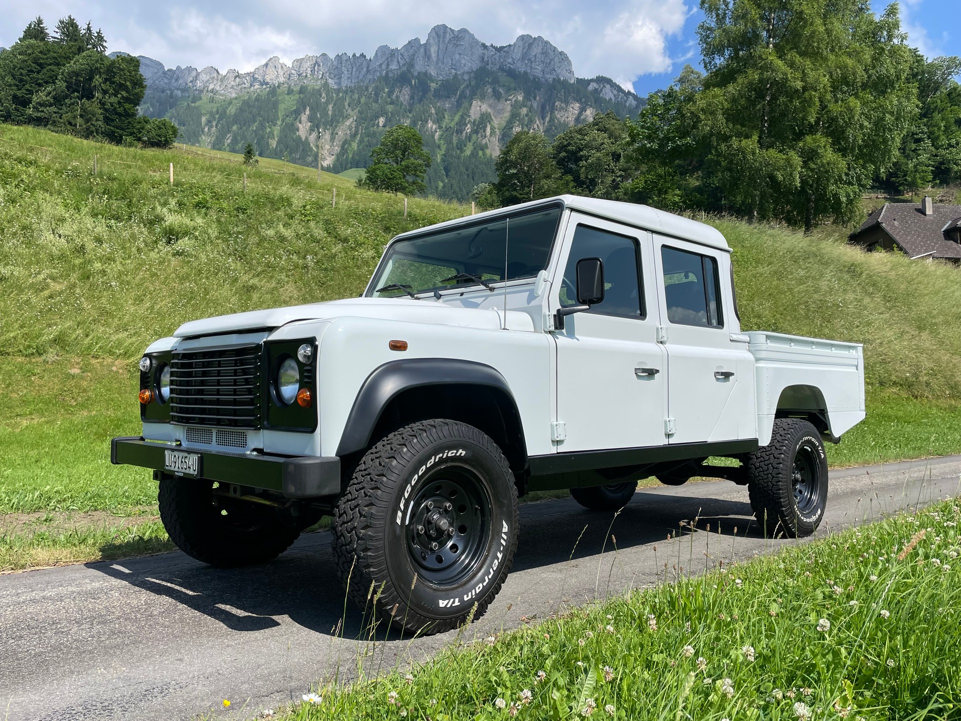 LAND ROVER Defender 130 2.2 TD4 DC High Capacity Pick Up