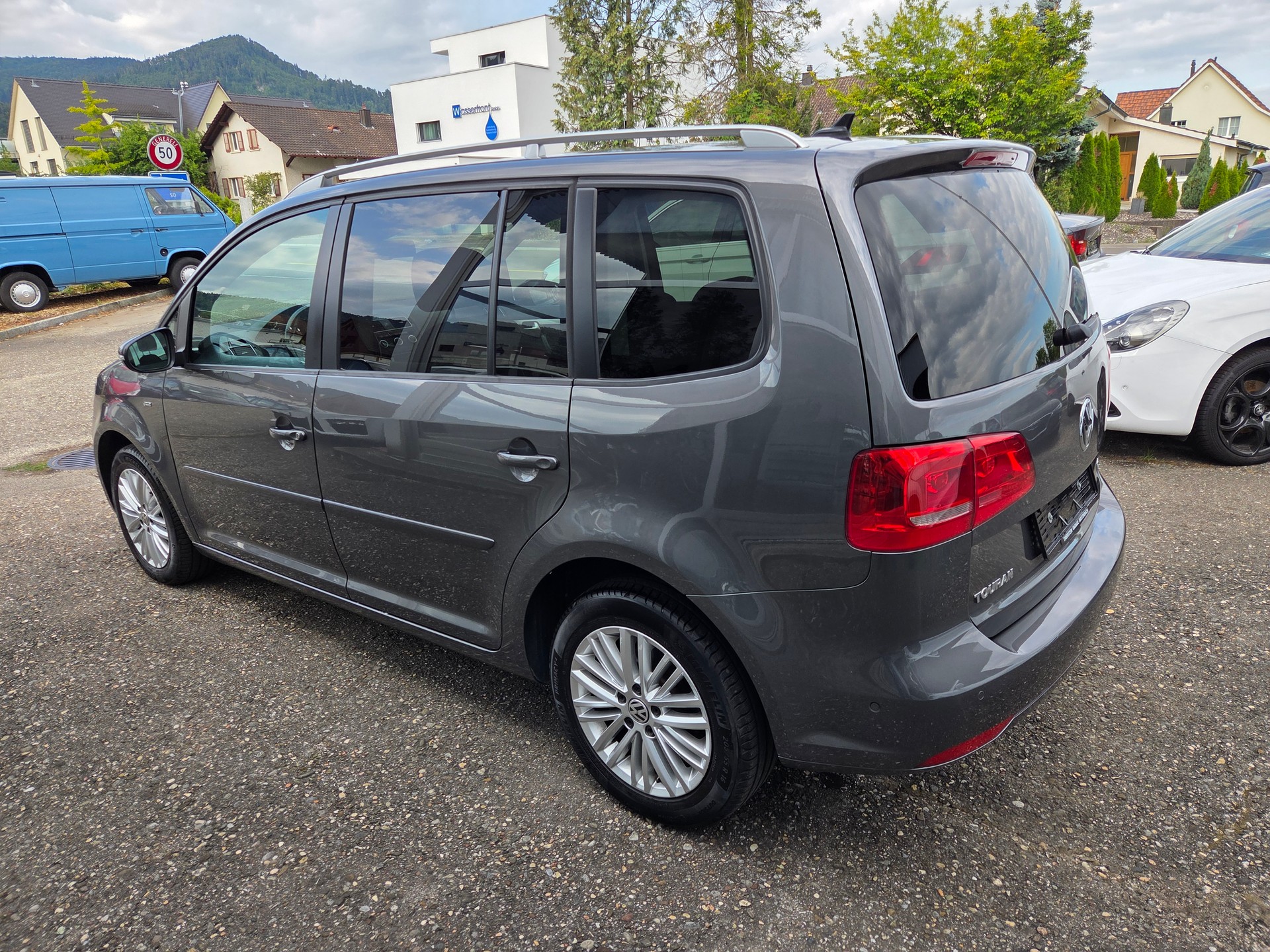 VW Touran 1.4 TSI Comfortline DSG Ausführung 7 Sitzplätze-showroom-element-3