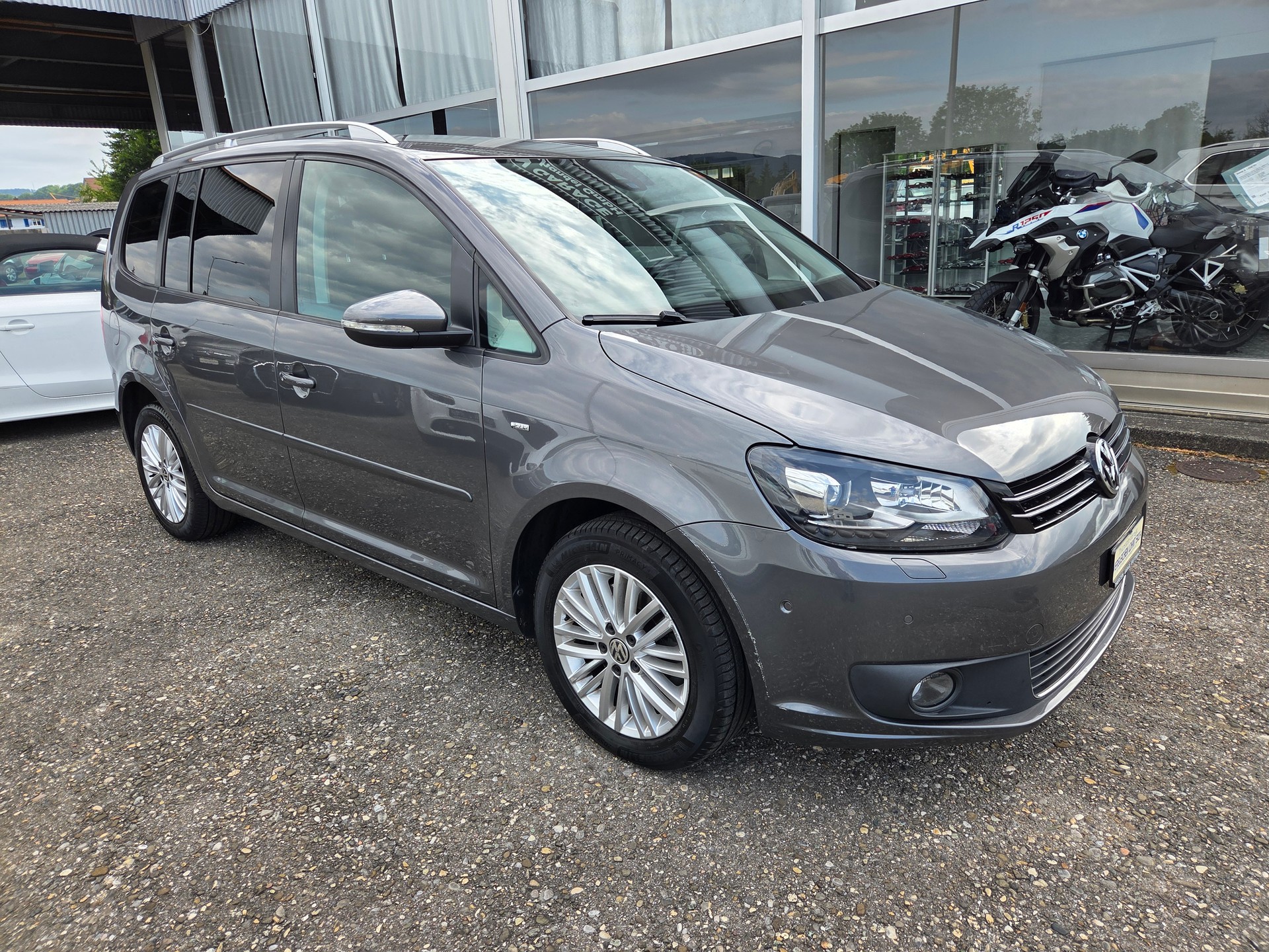 VW Touran 1.4 TSI Comfortline DSG Ausführung 7 Sitzplätze